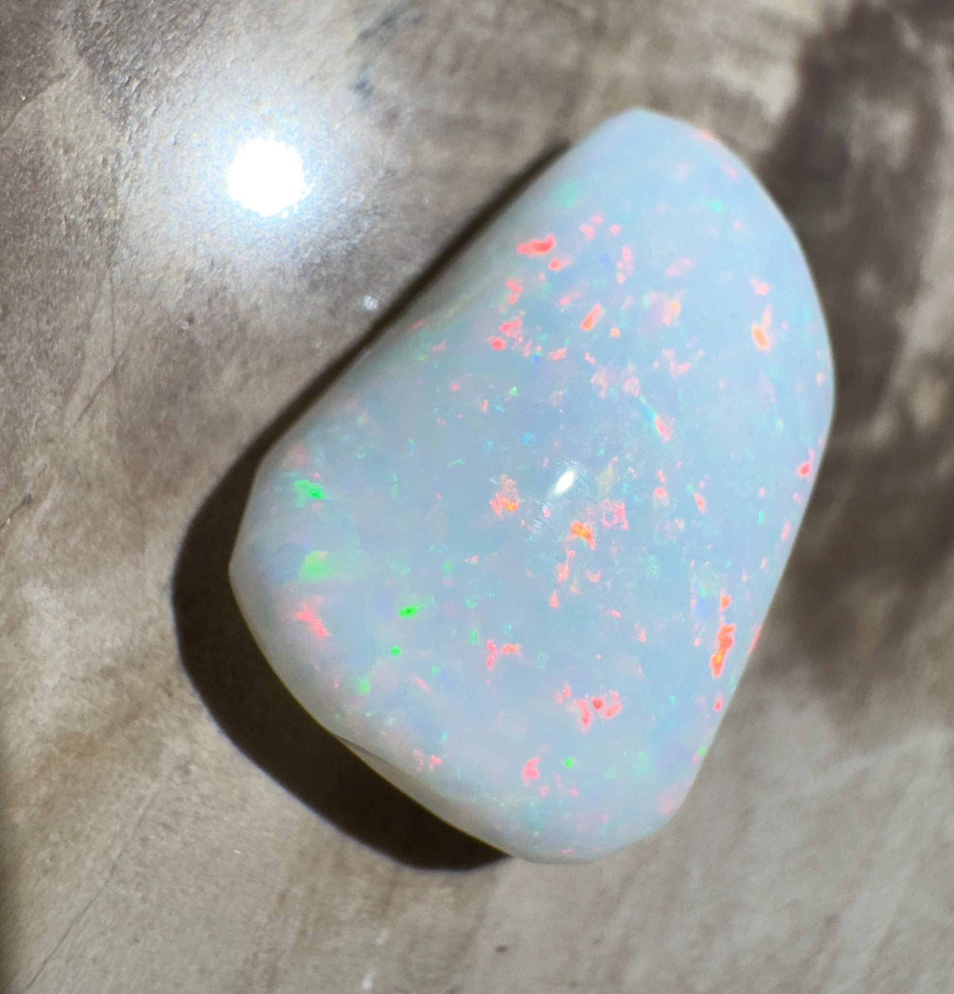 3.7ct Hand - Cut Solid Coober Pedy Opal