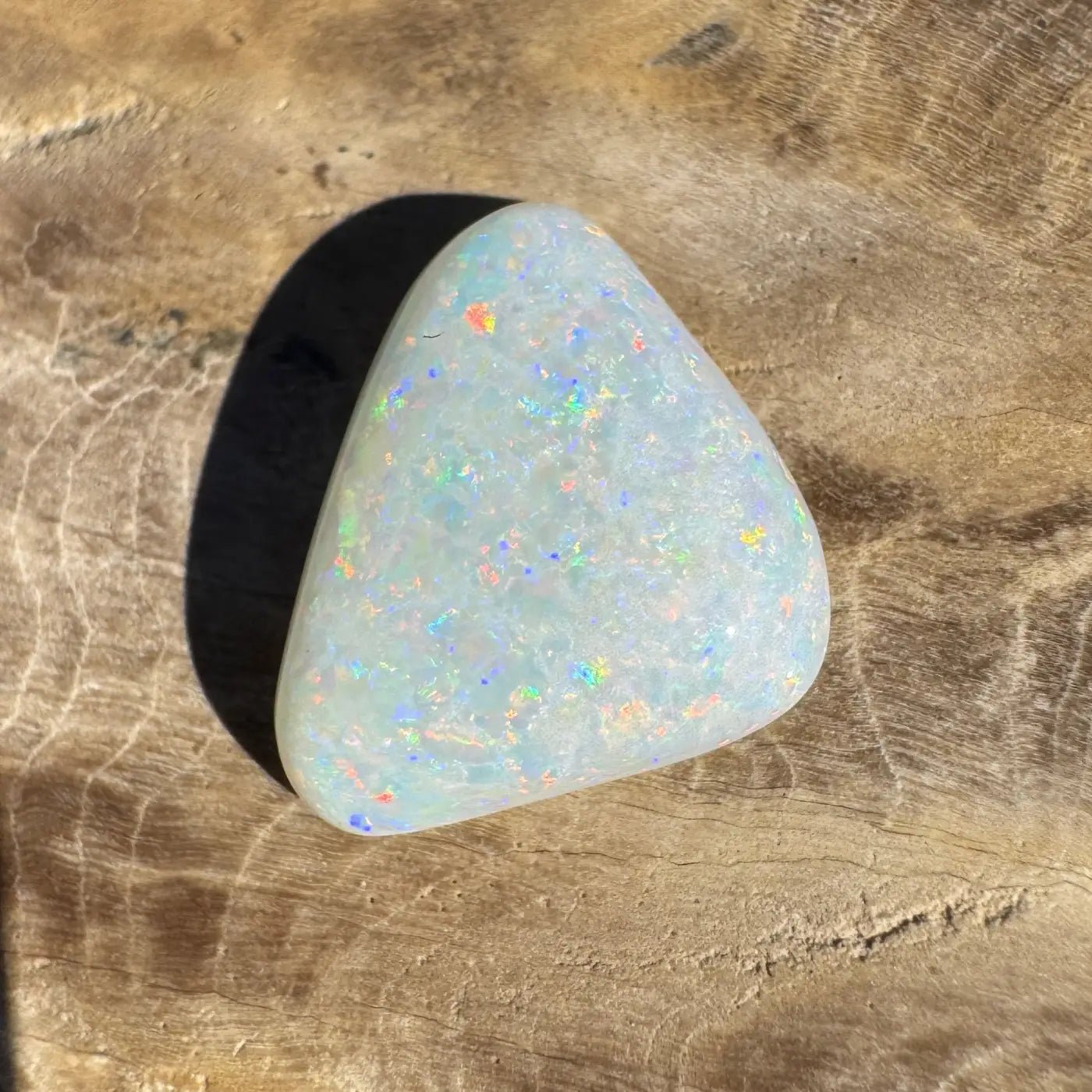 3.9ct Hand - Cut Solid Coober Pedy Opal