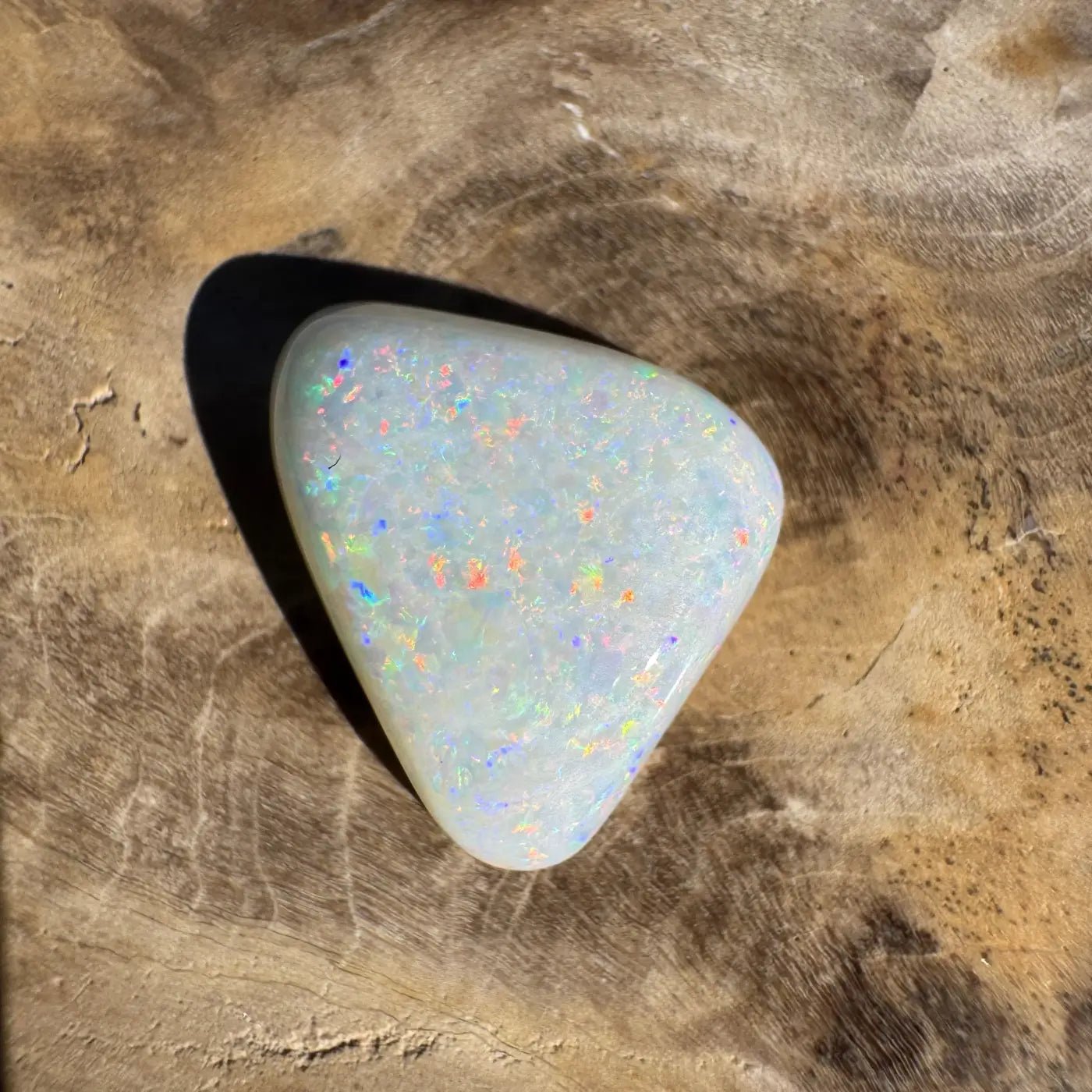 3.9ct Hand - Cut Solid Coober Pedy Opal