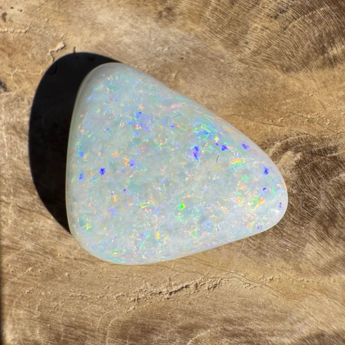 3.9ct Hand - Cut Solid Coober Pedy Opal