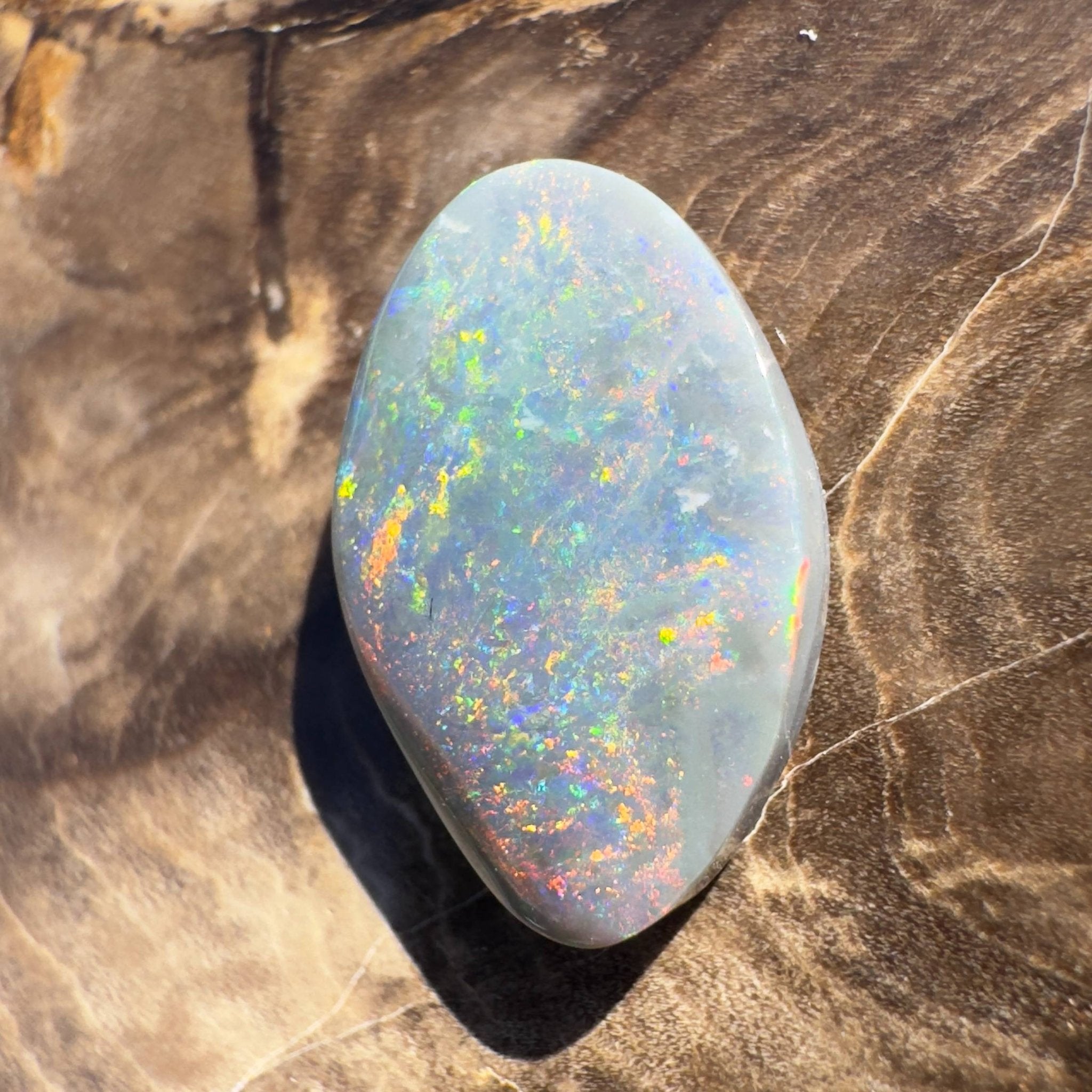 4.1ct Hand - carved Solid Lightning Ridge Semi Black Opal