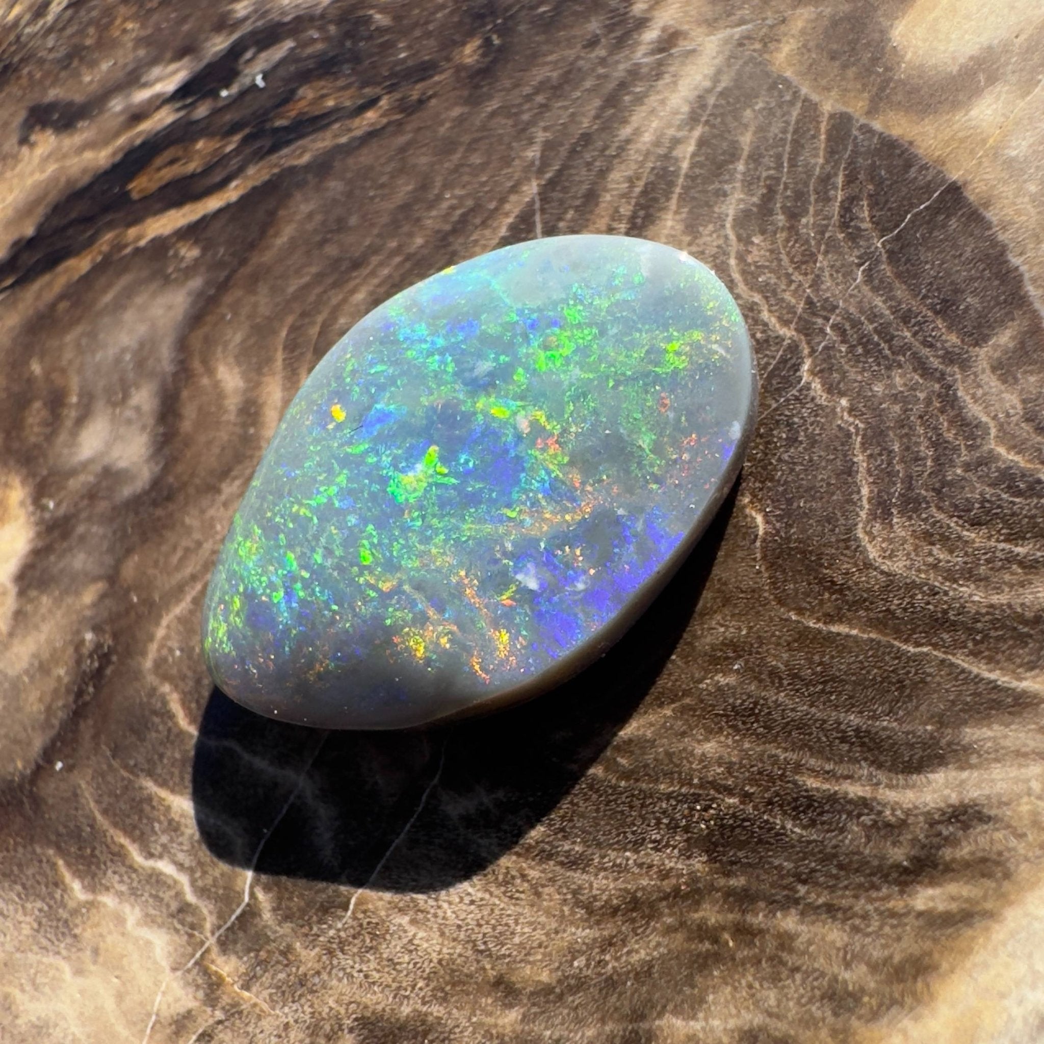 4.1ct Hand - carved Solid Lightning Ridge Semi Black Opal
