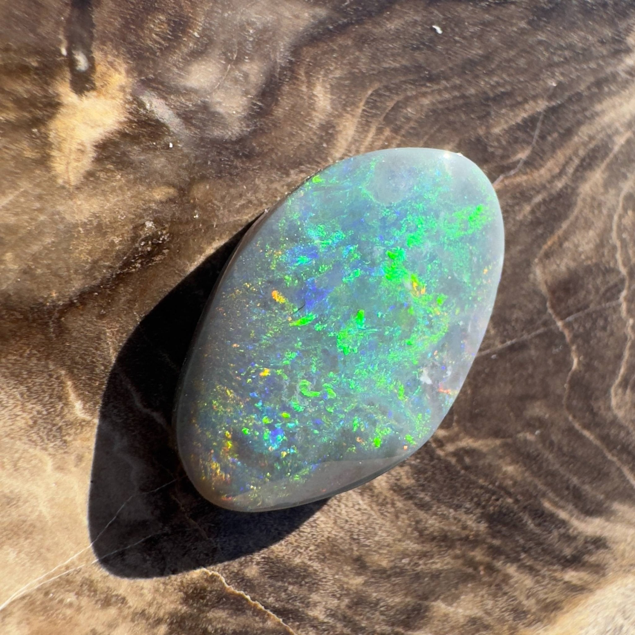 4.1ct Hand - carved Solid Lightning Ridge Semi Black Opal
