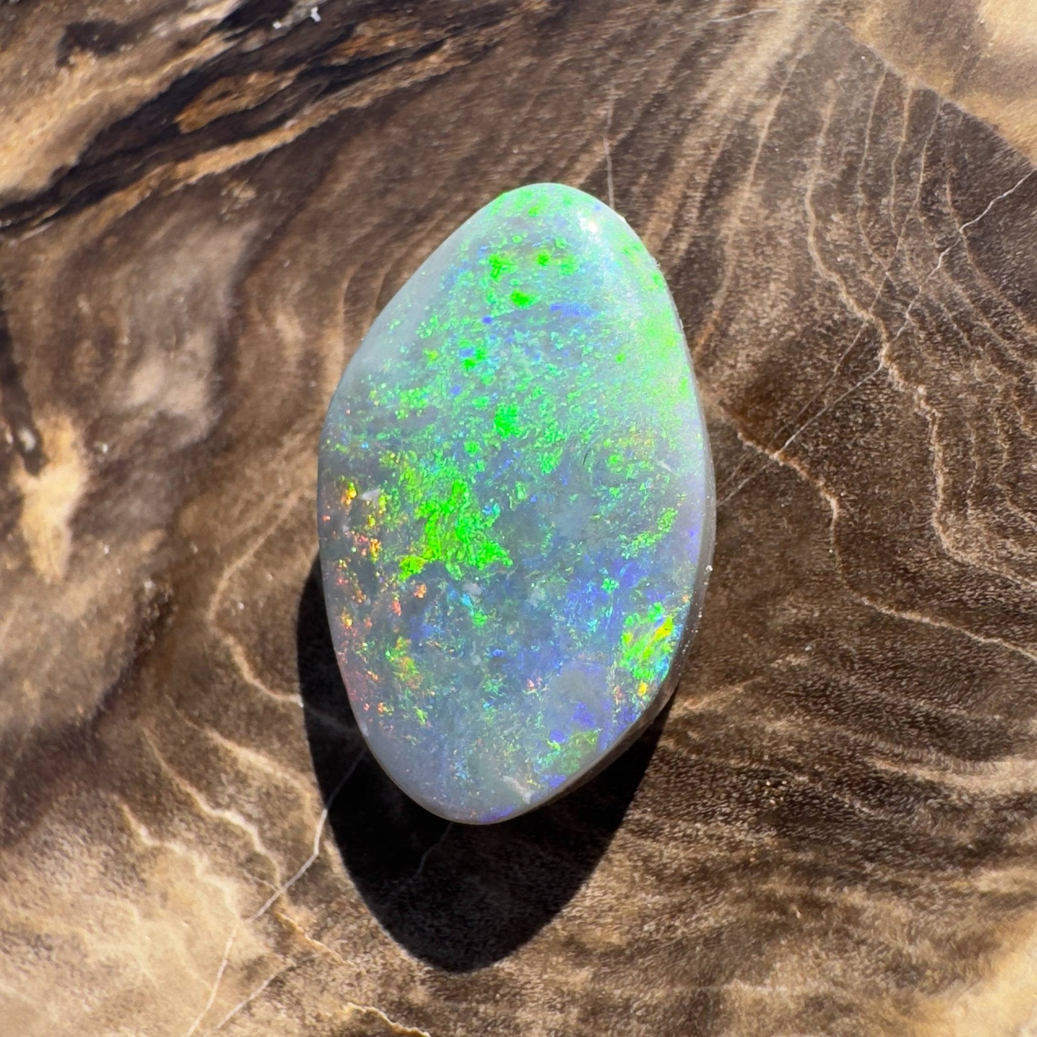 4.1ct Hand - carved Solid Lightning Ridge Semi Black Opal