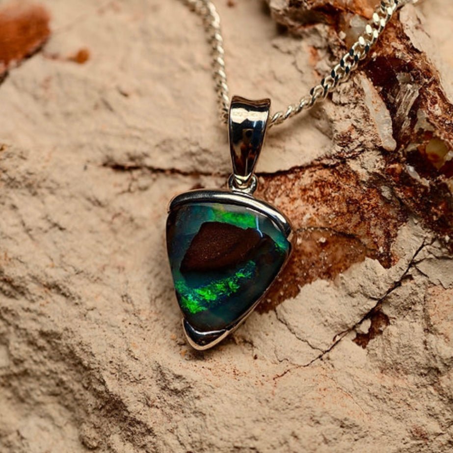 4.2ct Queensland Boulder Opal 925 Sterling Silver Pendant Necklace