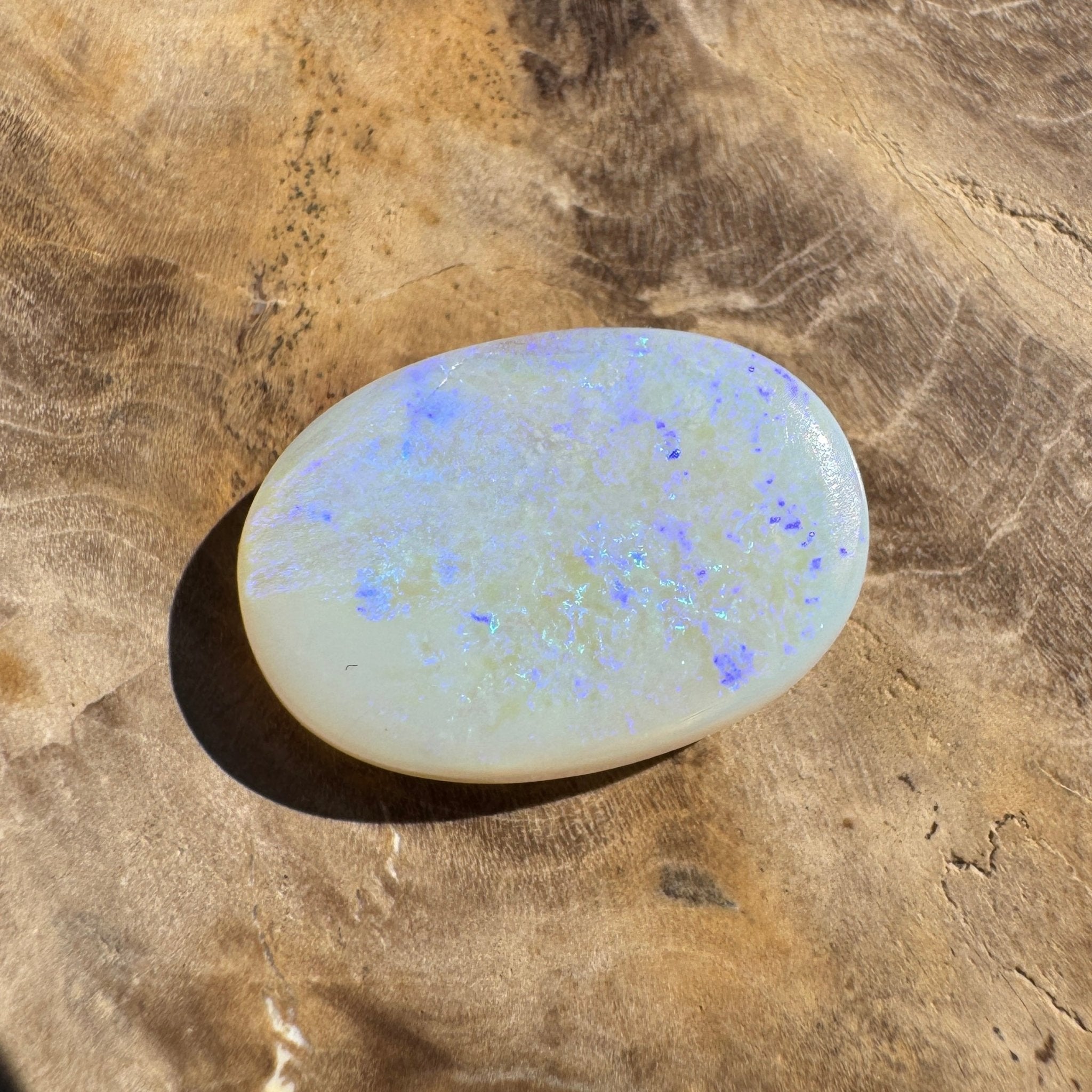 4.5ct Hand - cut Solid Coober Pedy Opal