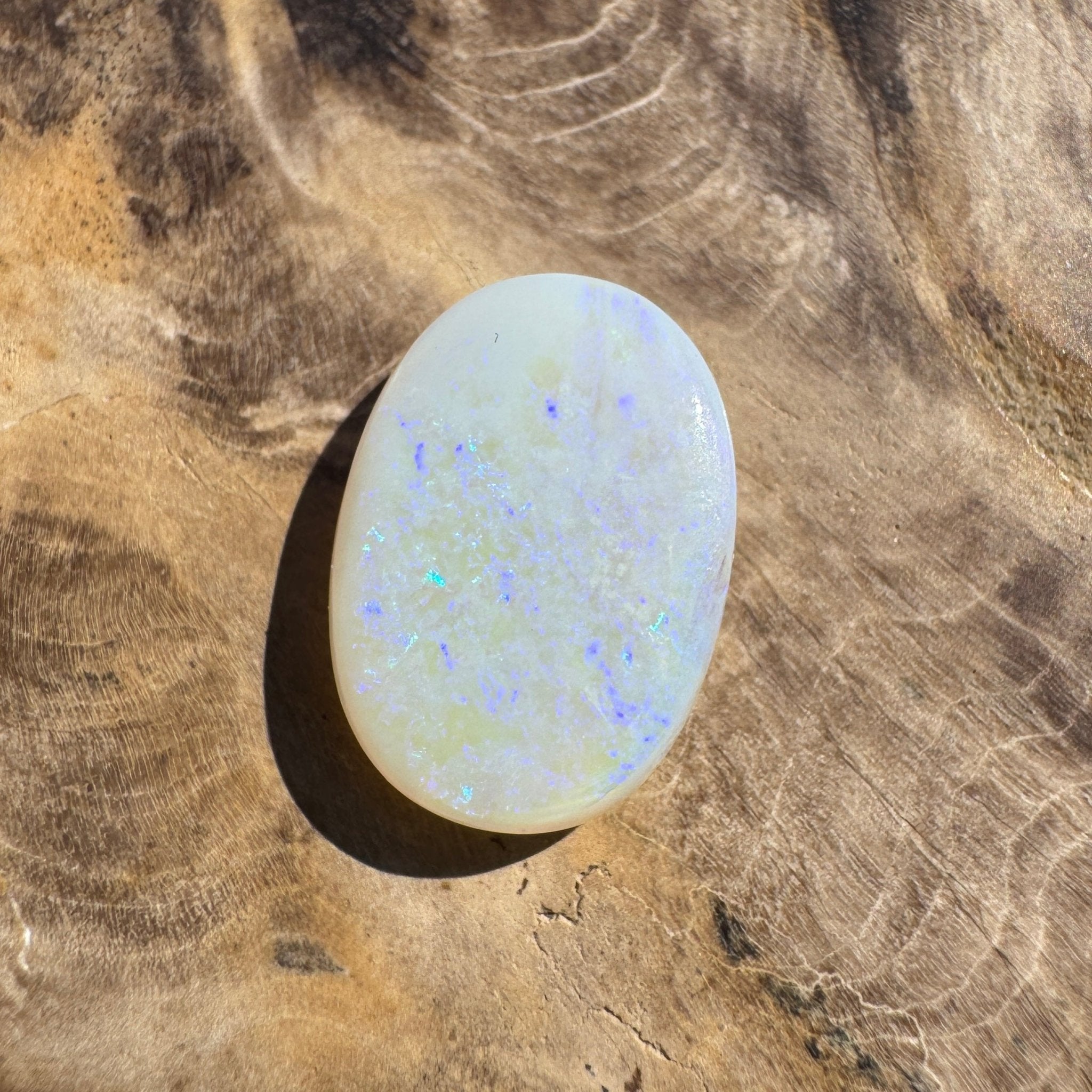 4.5ct Hand - cut Solid Coober Pedy Opal