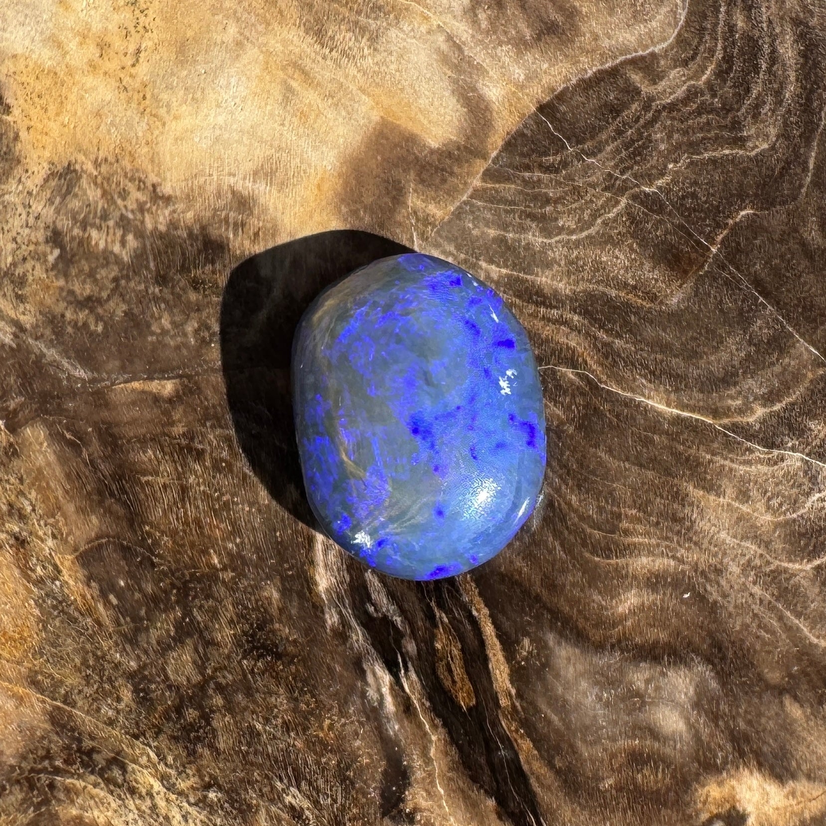 4.7ct Hand - cut Solid Lightning Ridge Semi Black Opal