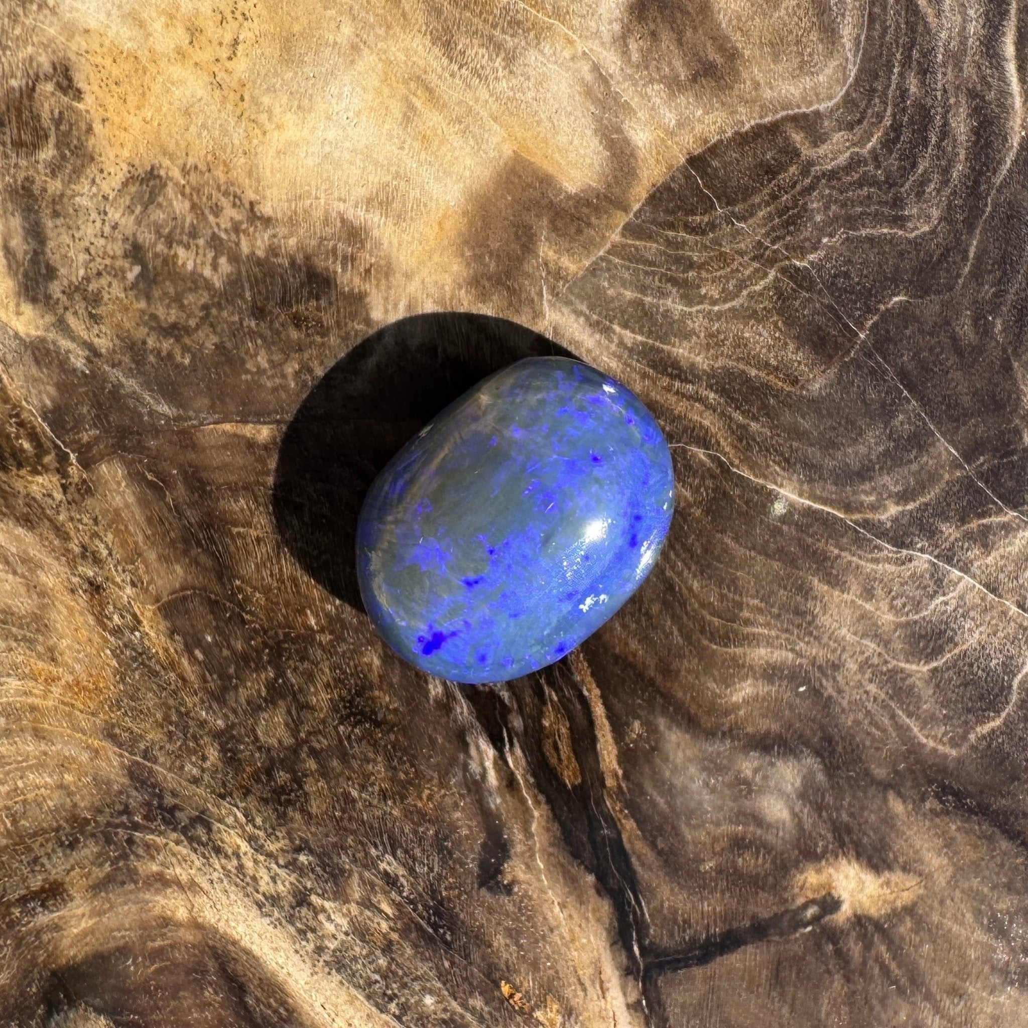 4.7ct Hand - cut Solid Lightning Ridge Semi Black Opal