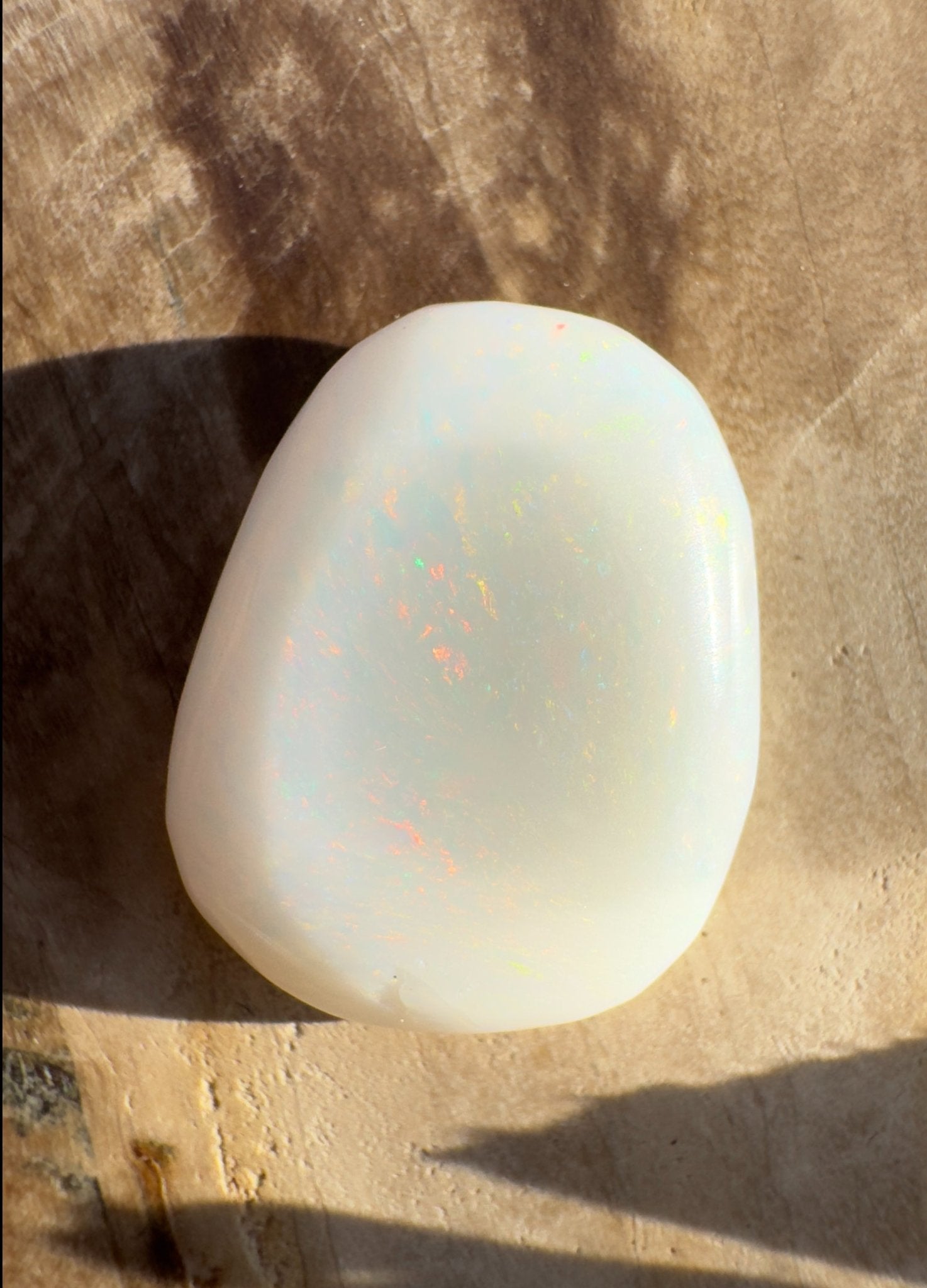 4.8ct Hand - Cut Solid Coober Pedy Opal