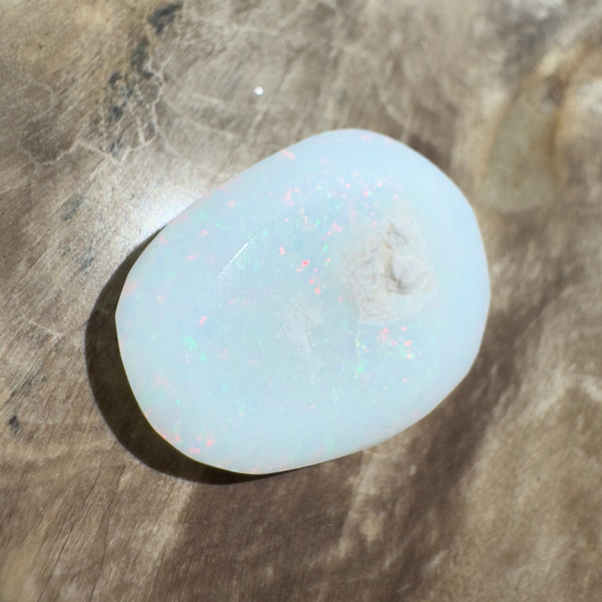 4.8ct Hand - Cut Solid Coober Pedy Opal