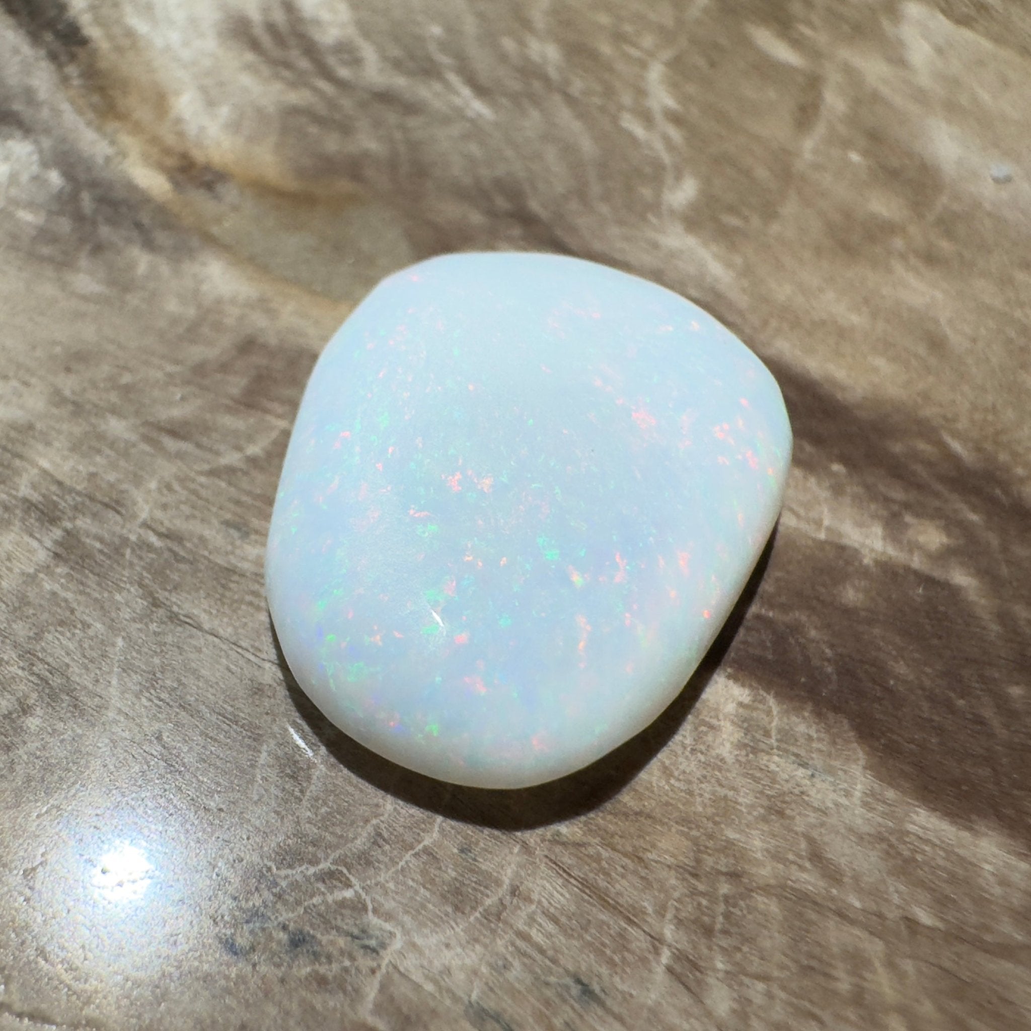 4.8ct Hand - Cut Solid Coober Pedy Opal