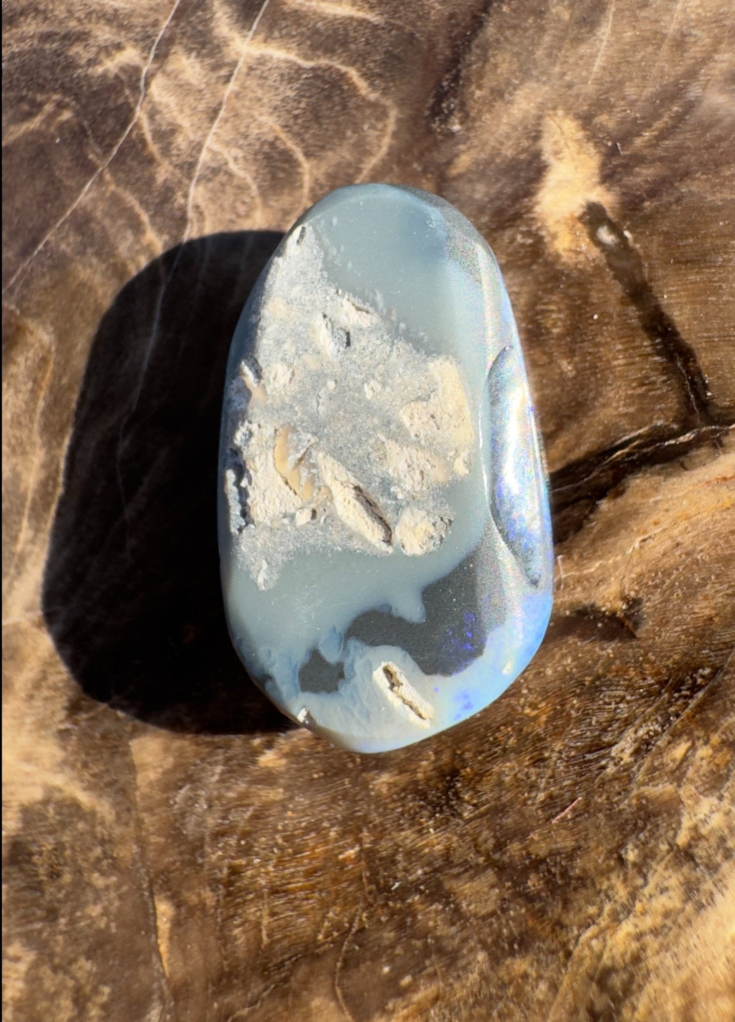 4.8ct Hand - cut Solid Lightning Ridge Semi Black Opal