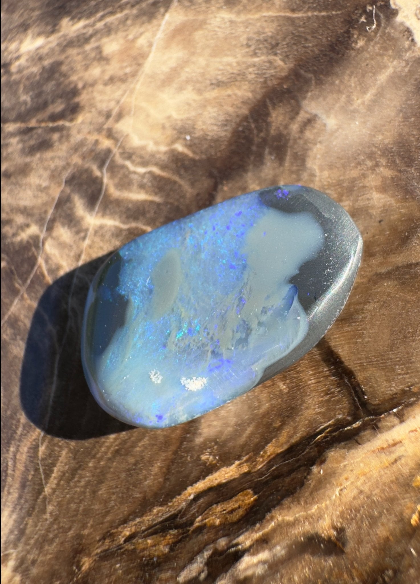 4.8ct Hand - cut Solid Lightning Ridge Semi Black Opal