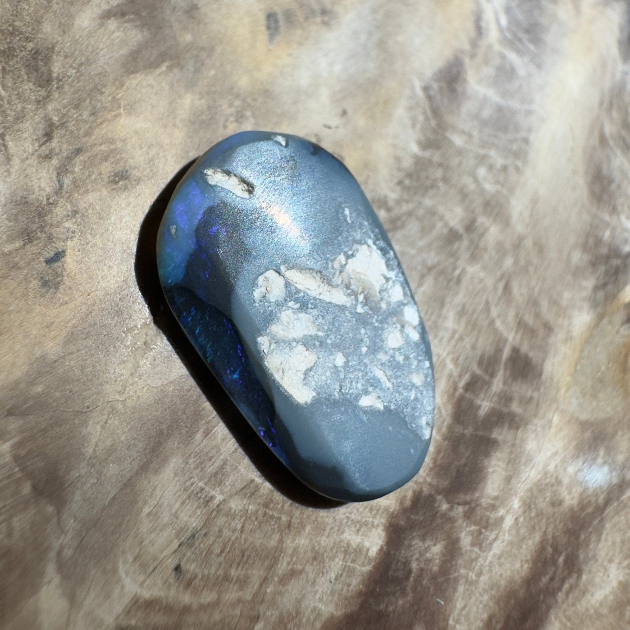 4.8ct Hand - cut Solid Lightning Ridge Semi Black Opal