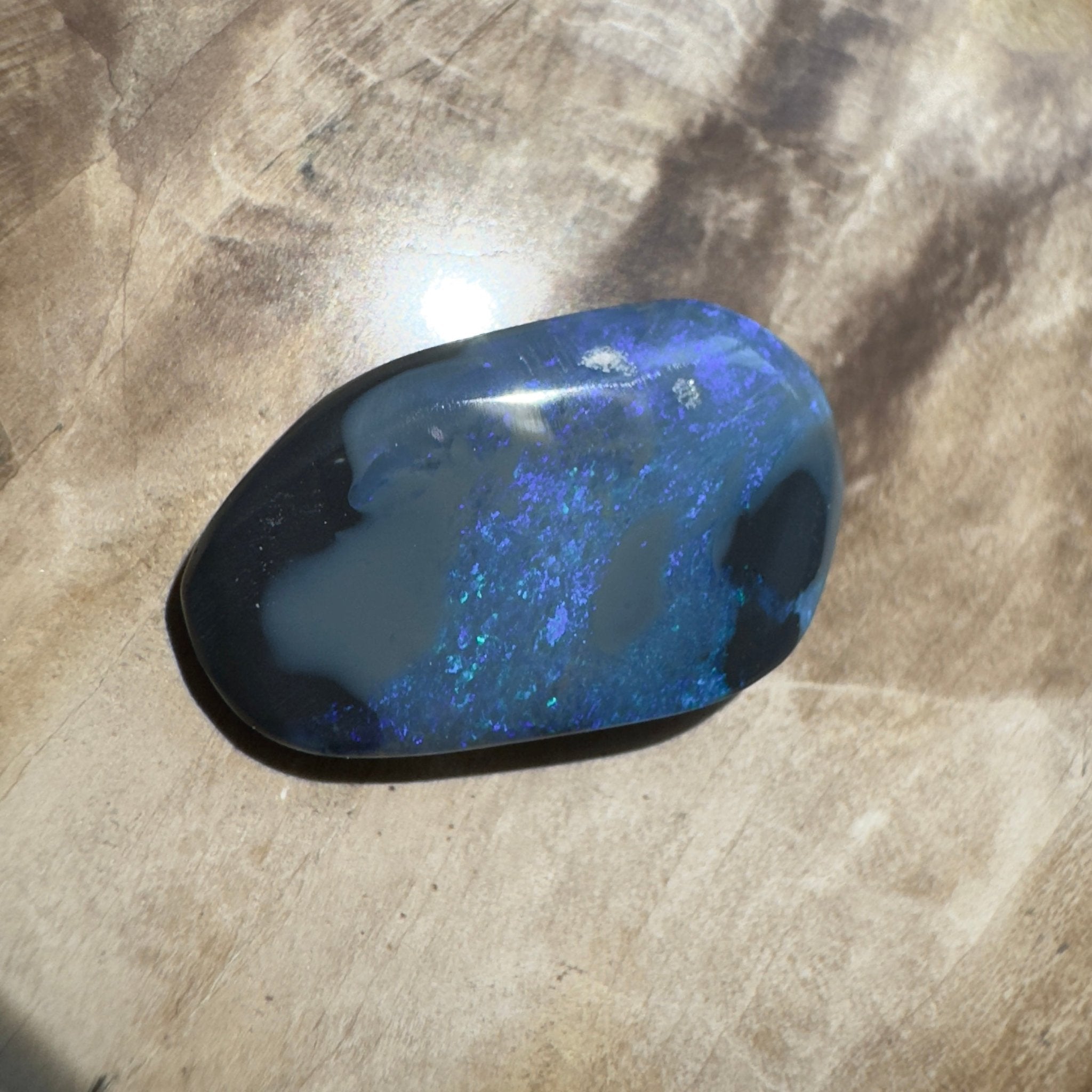 4.8ct Hand - cut Solid Lightning Ridge Semi Black Opal