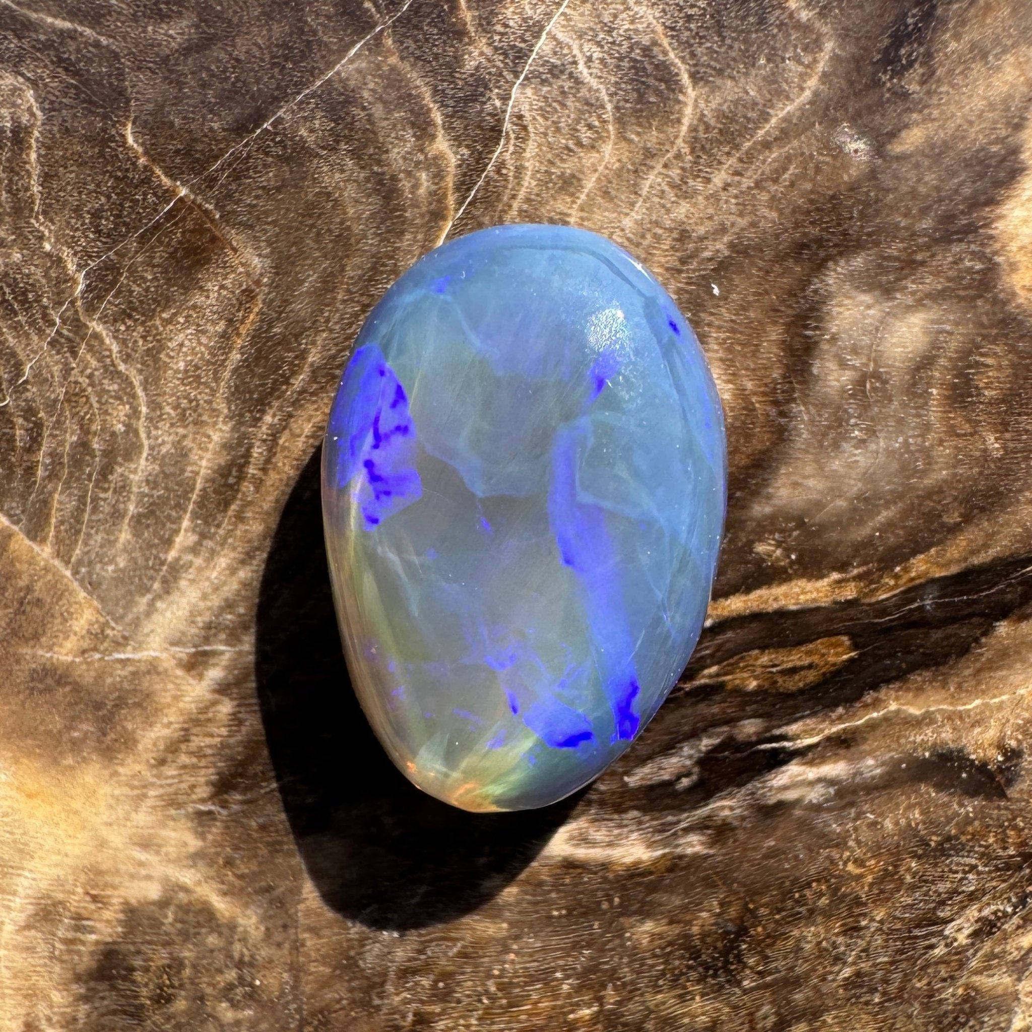 5.3ct Hand - cut Solid Lightning Ridge Semi Black Opal