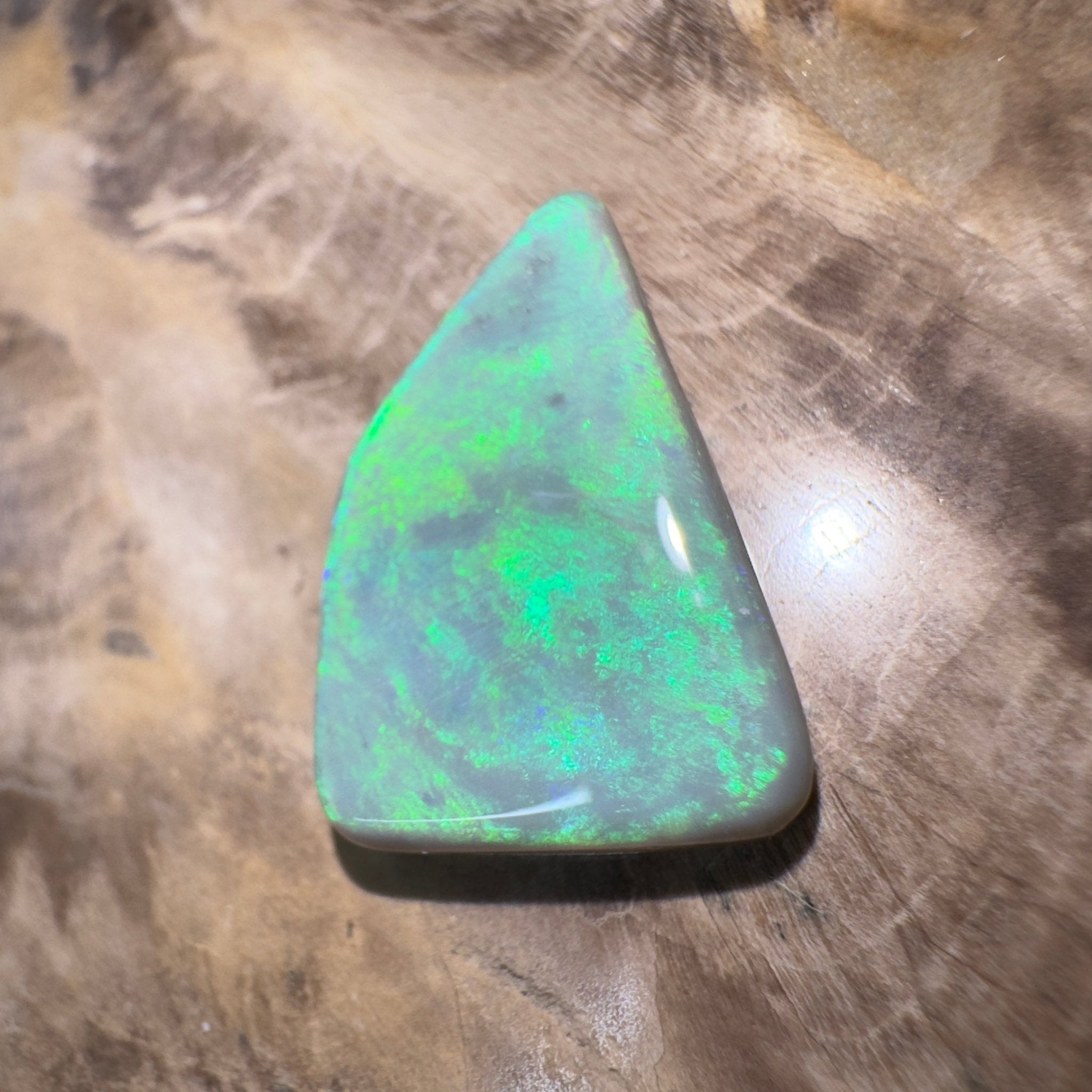 5.3ct Hand - cut Solid Lightning Ridge Semi Black Opal