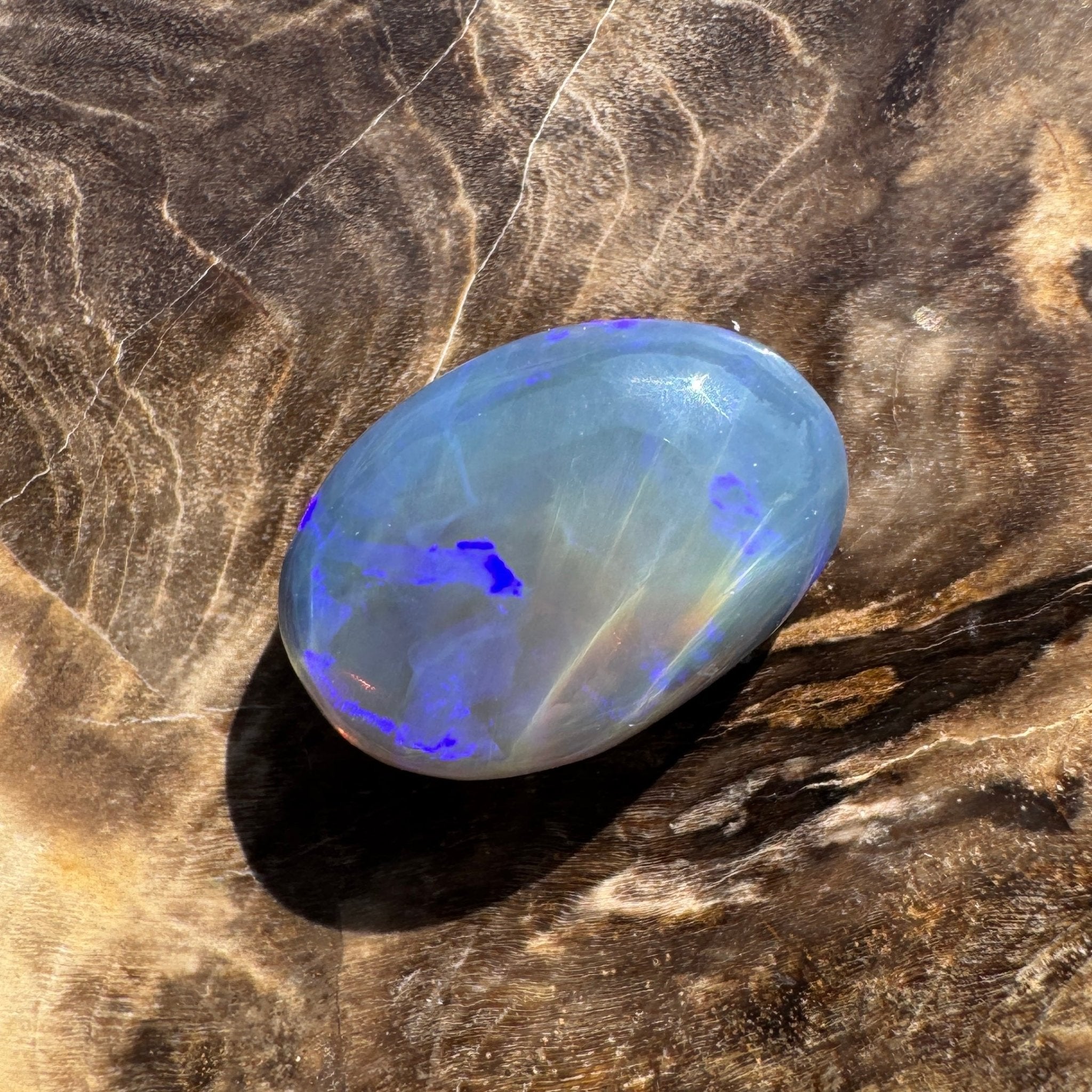 5.3ct Hand - cut Solid Lightning Ridge Semi Black Opal