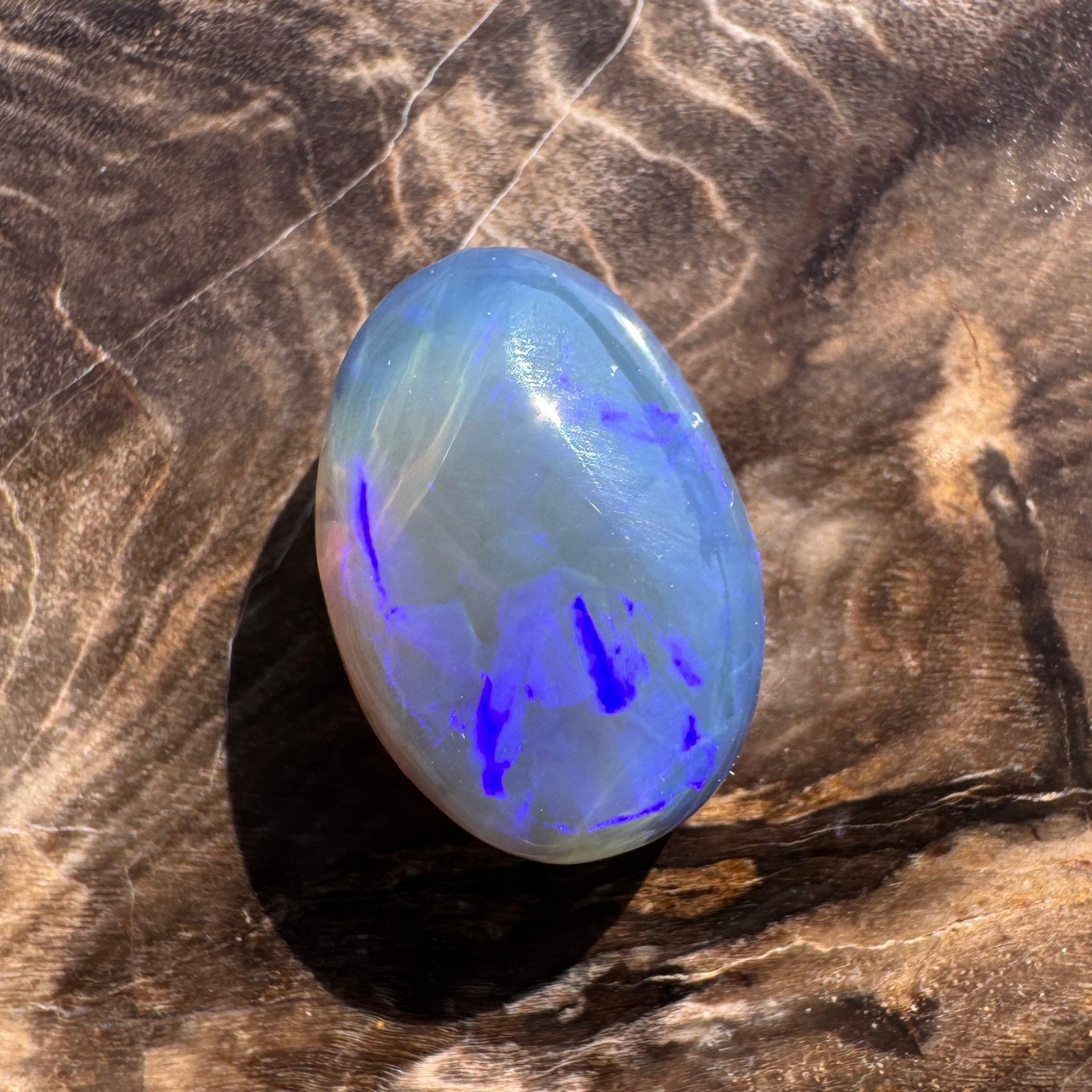 5.3ct Hand - cut Solid Lightning Ridge Semi Black Opal