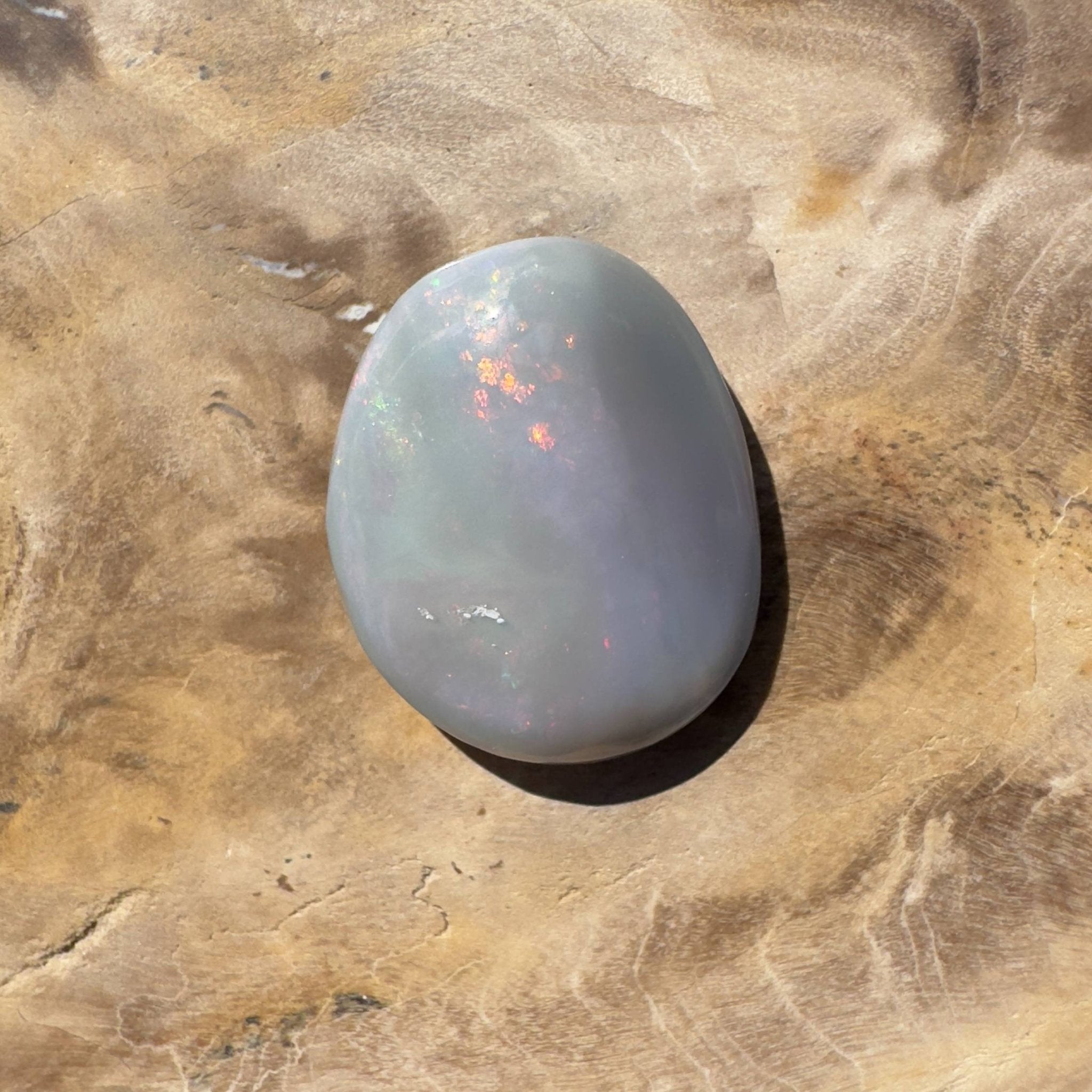 5.7ct Hand - cut Solid Australian Lightning Ridge Opal