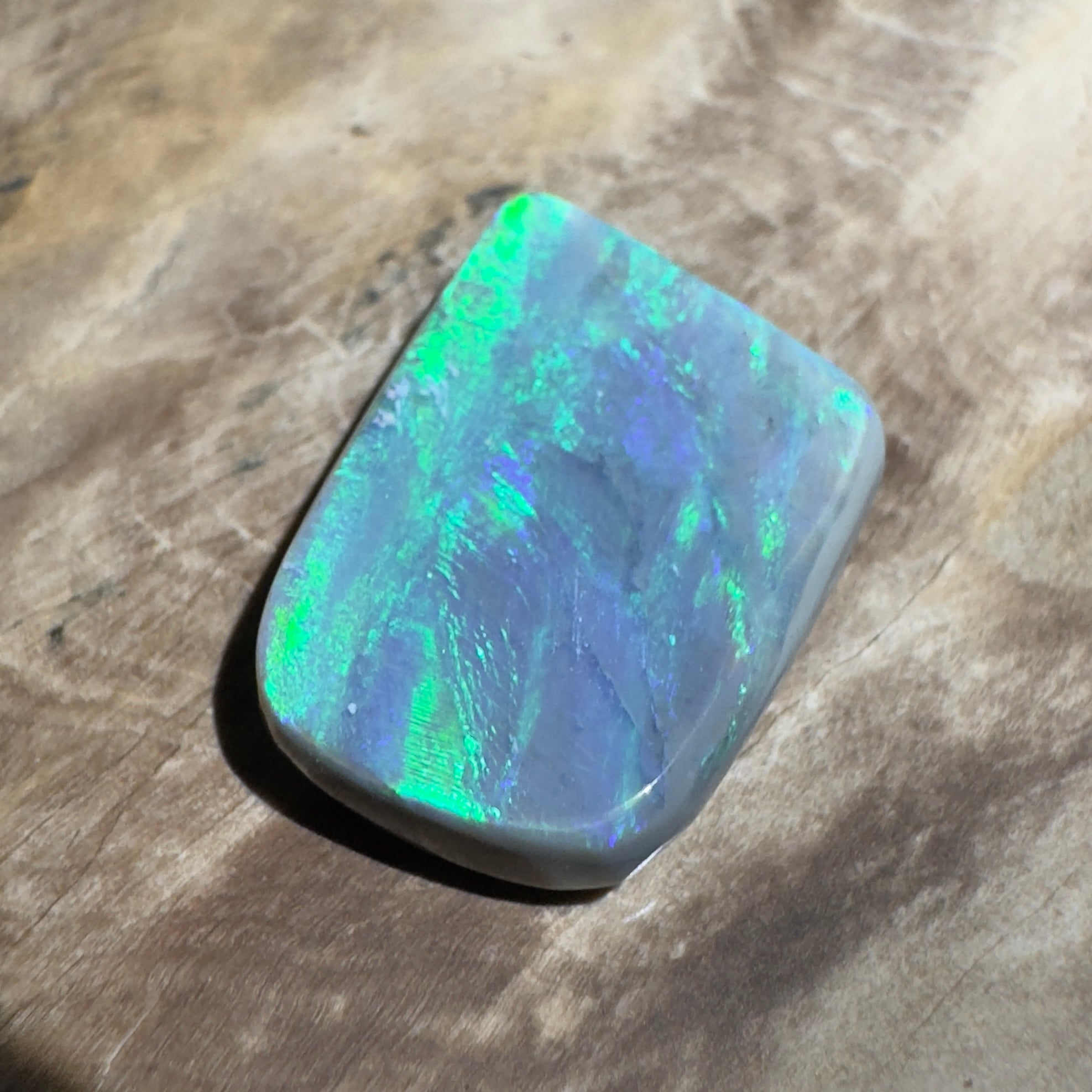 5.8ct Hand - cut Solid Lightning Ridge Semi Black Opal
