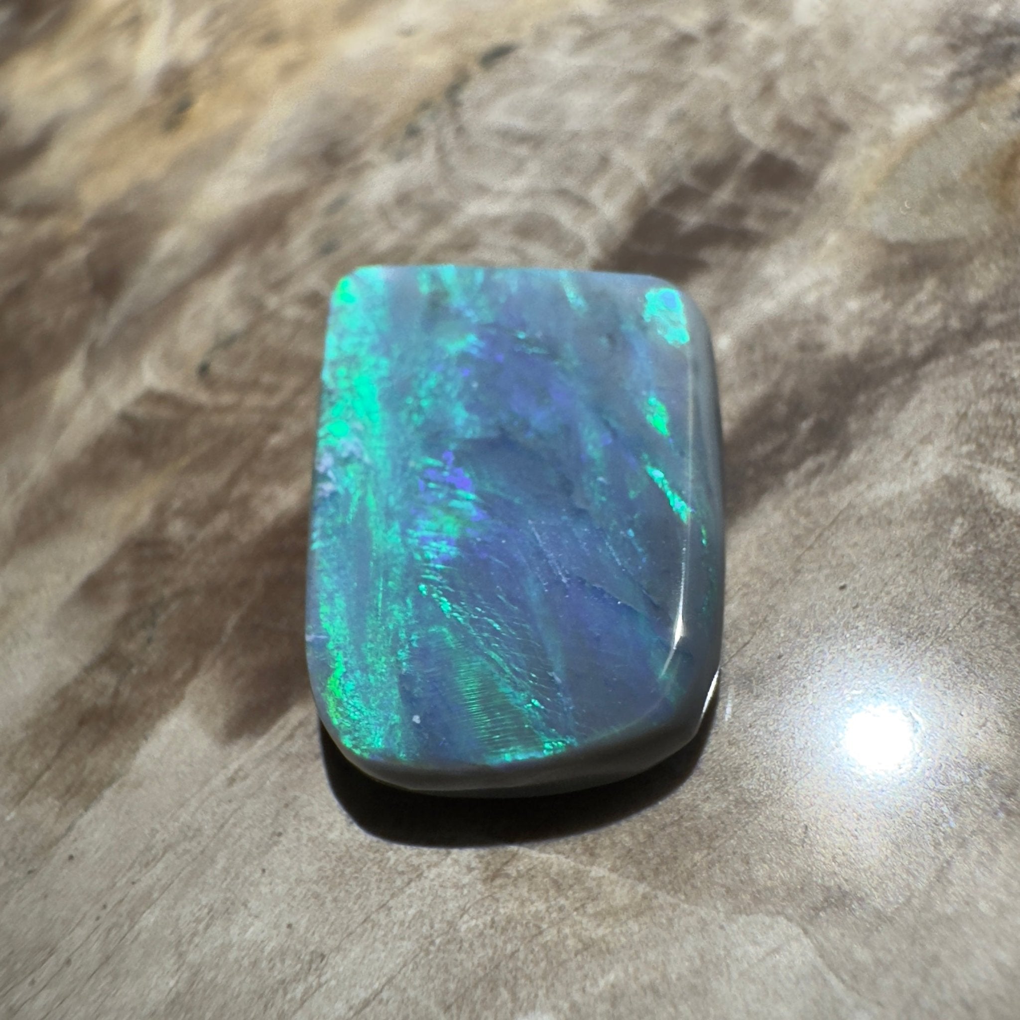 5.8ct Hand - cut Solid Lightning Ridge Semi Black Opal