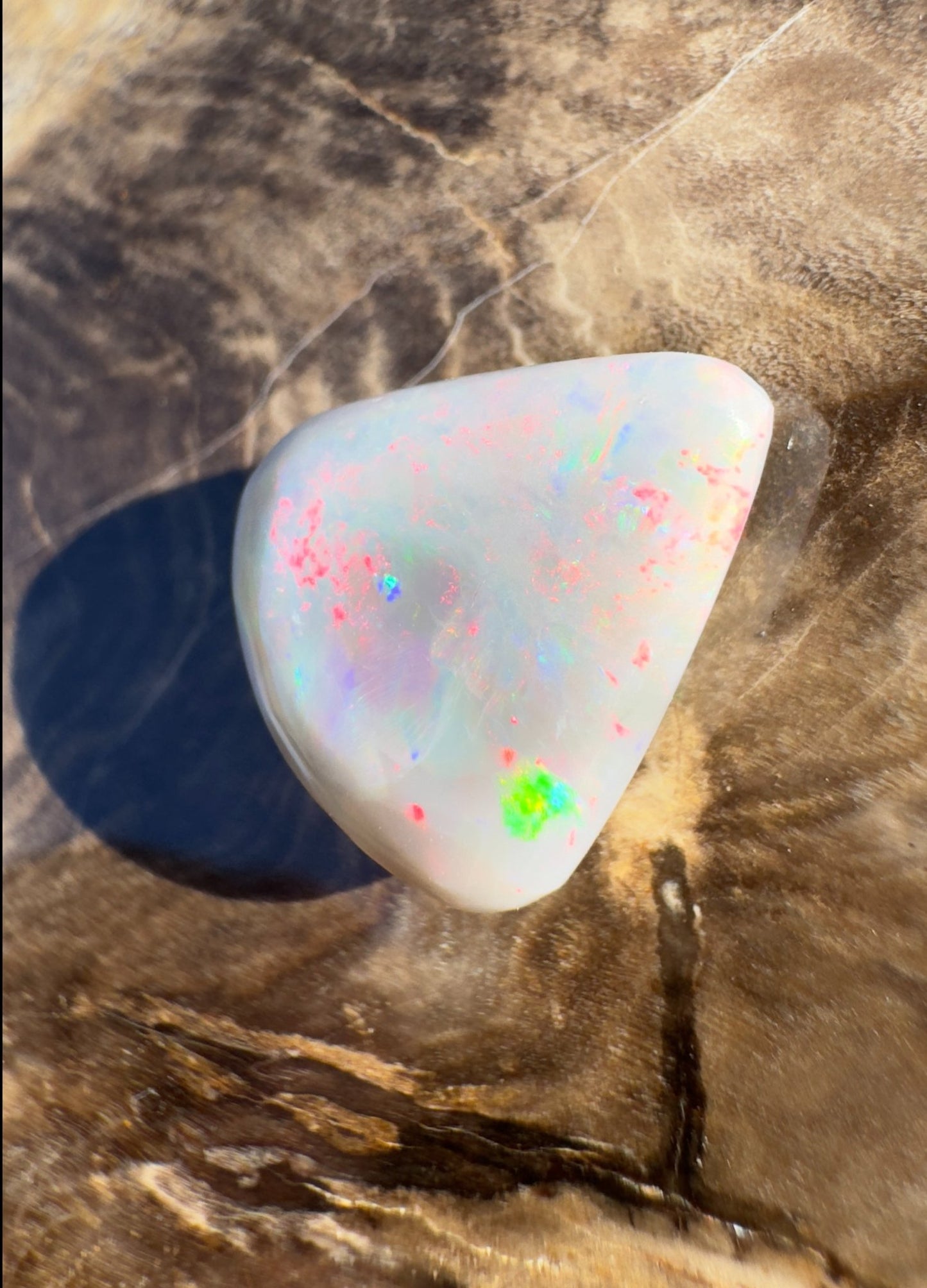 5ct Hand - cut Solid Lightning Ridge Semi Black Opal
