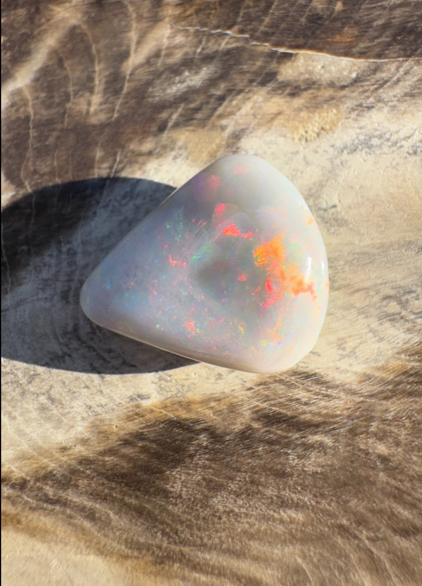 5ct Hand - cut Solid Lightning Ridge Semi Black Opal