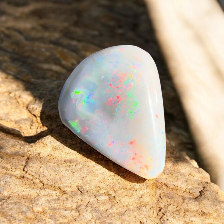 5ct Hand - cut Solid Lightning Ridge Semi Black Opal