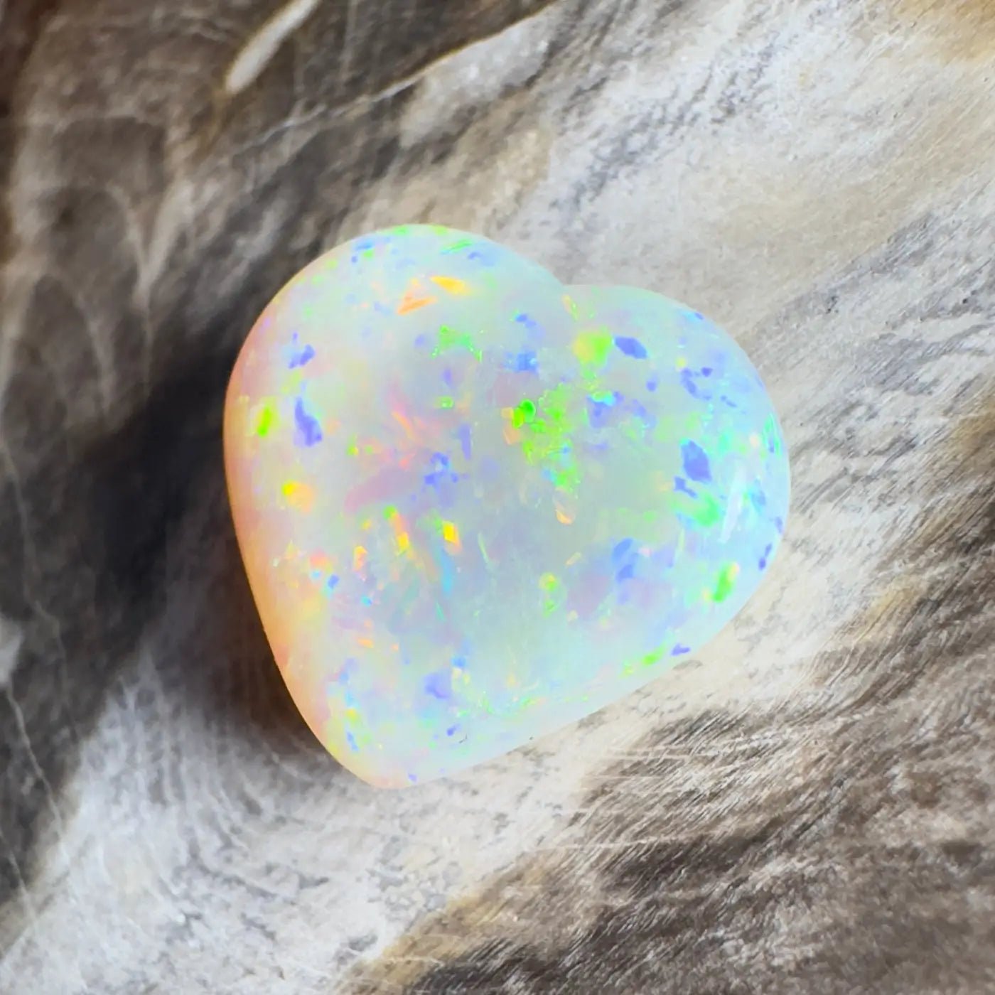 6.3ct Coober Pedy Opal Solid Hand - Cut