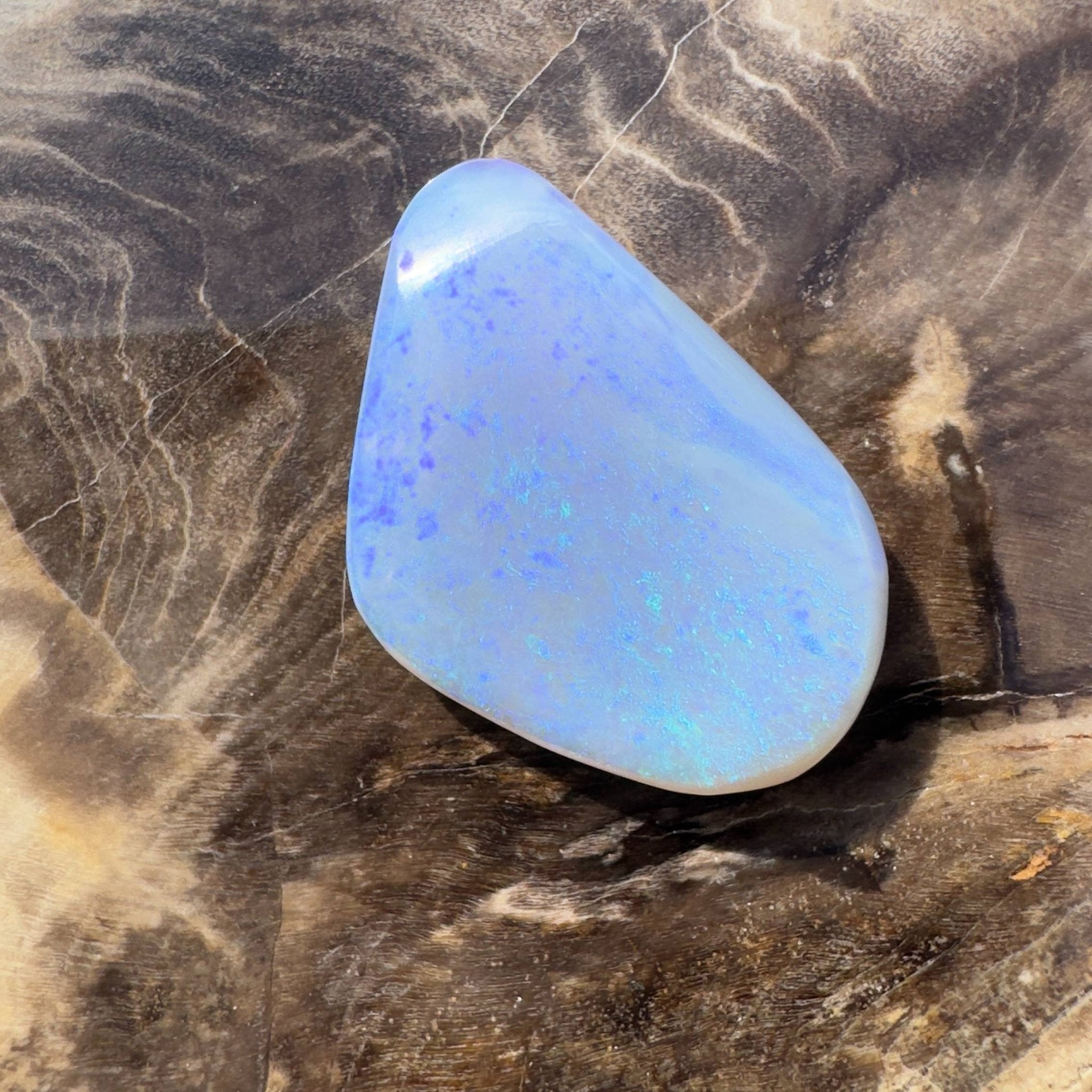 6.3ct Hand - cut Solid Australian Lightning Ridge Opal