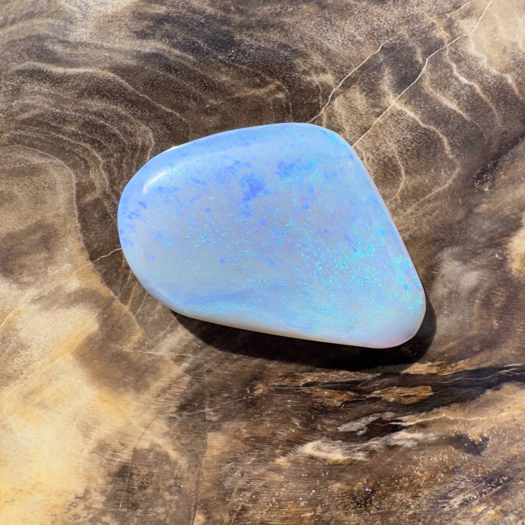 6.3ct Hand - cut Solid Australian Lightning Ridge Opal