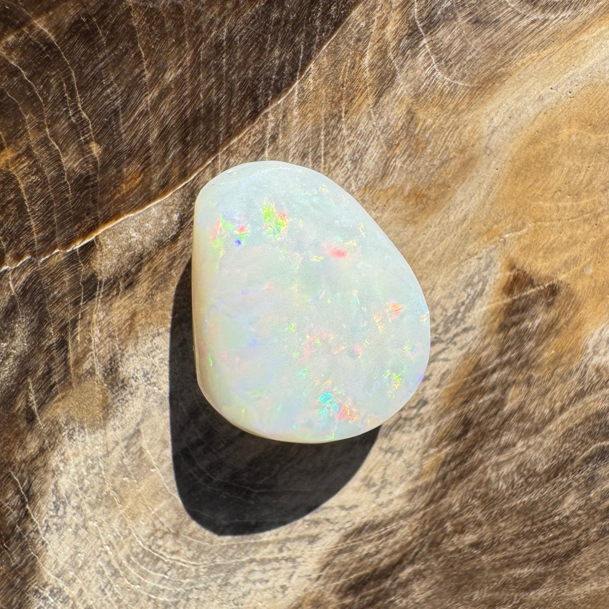 6.9ct Hand - cut Solid Coober Pedy Opal