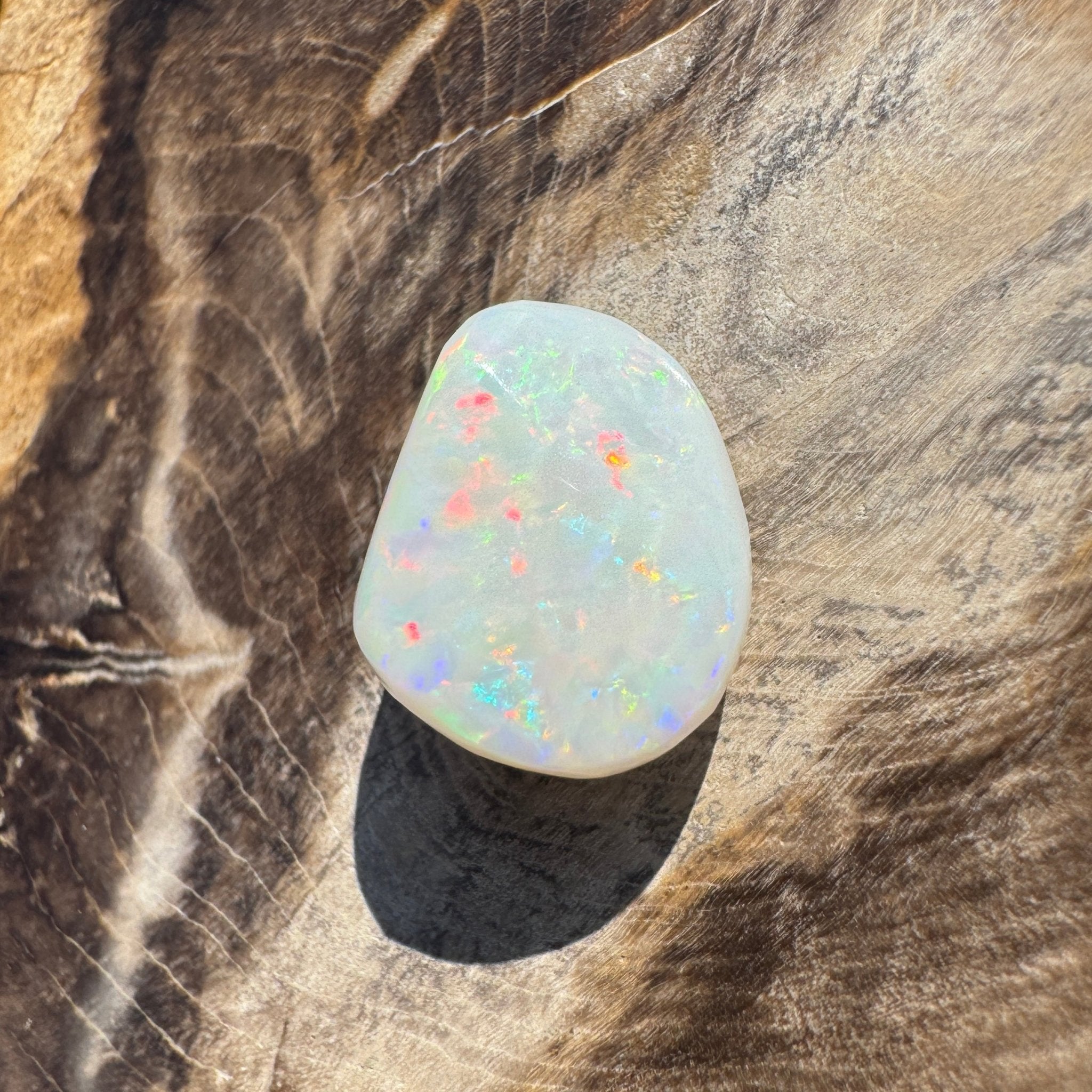 6.9ct Hand - cut Solid Coober Pedy Opal