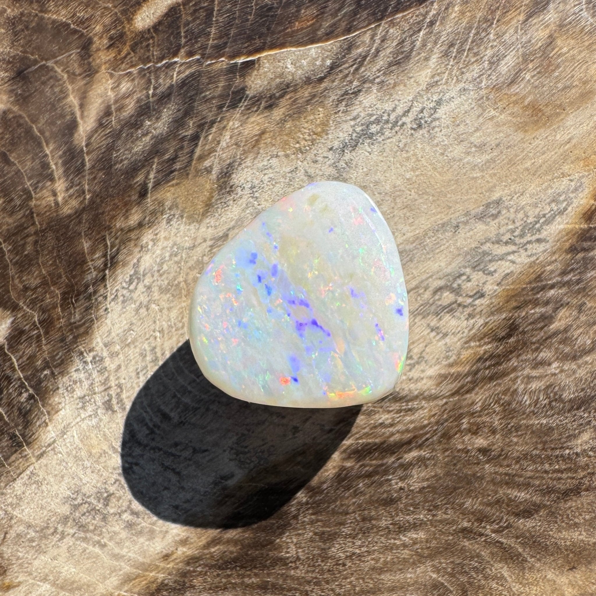 6.9ct Hand - cut Solid Coober Pedy Opal