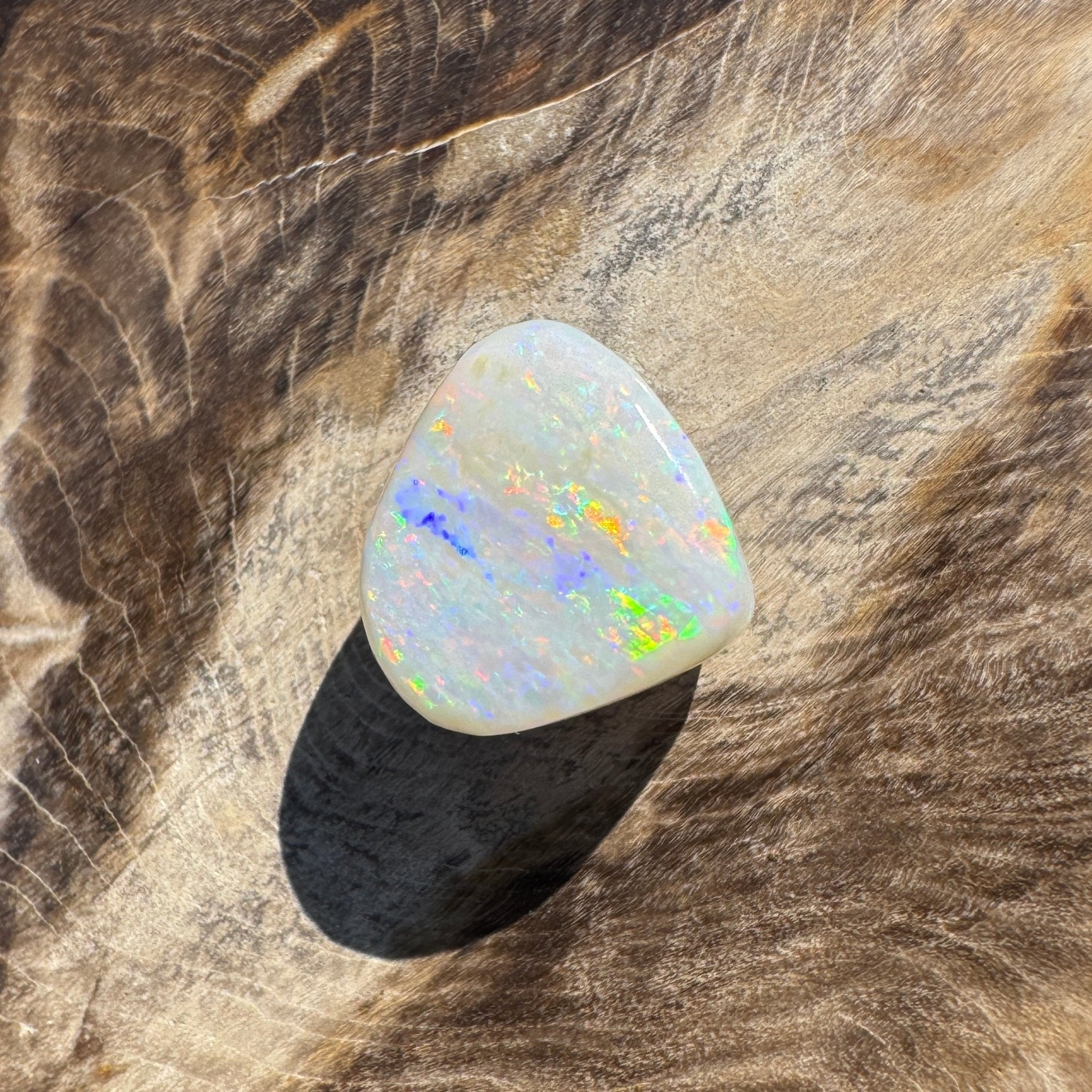 6.9ct Hand - cut Solid Coober Pedy Opal