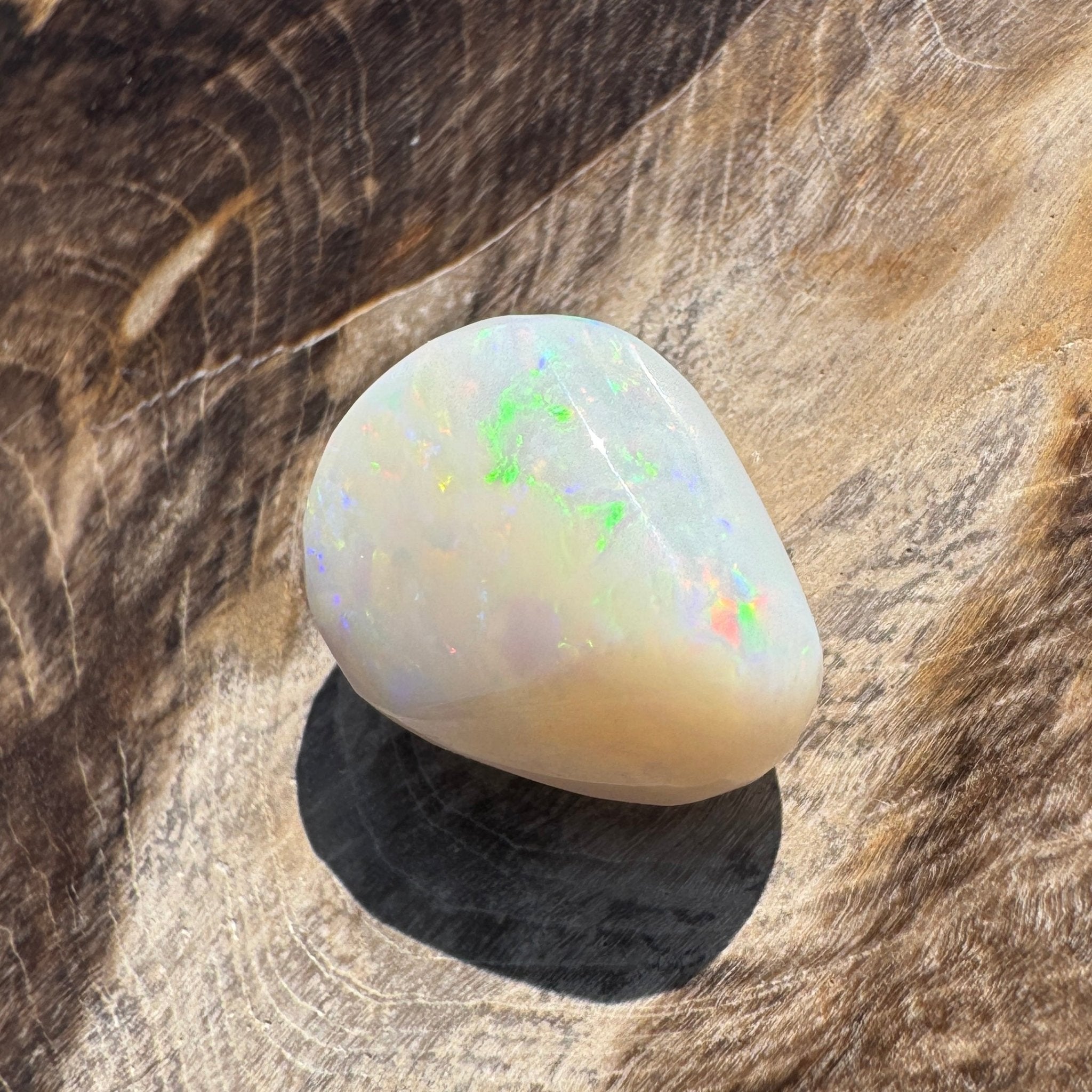 6.9ct Hand - cut Solid Coober Pedy Opal