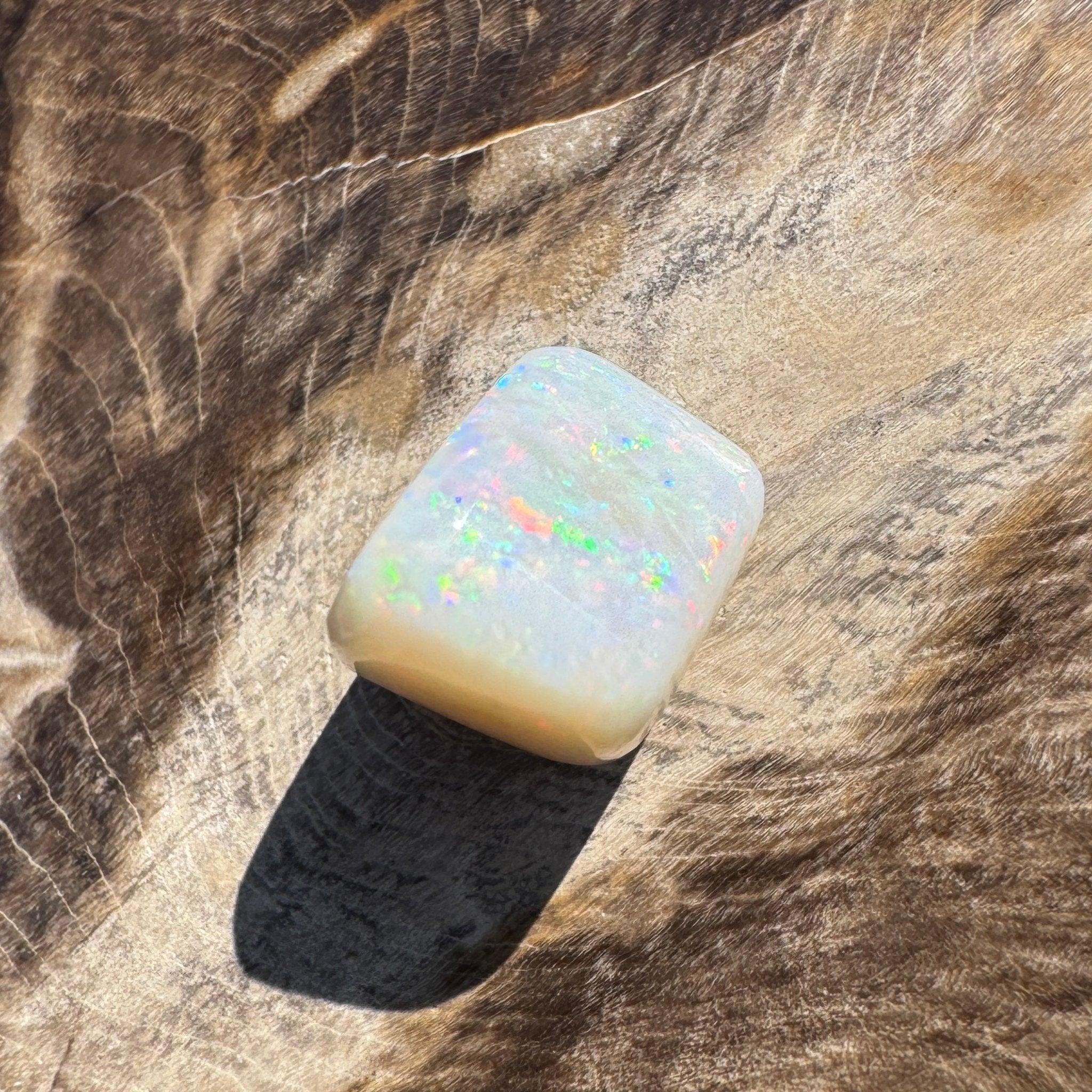 6.9ct Hand - cut Solid Coober Pedy Opal