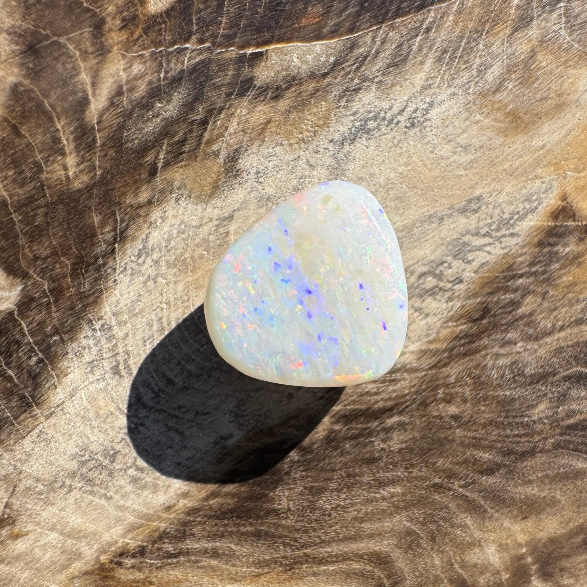 6.9ct Hand - cut Solid Coober Pedy Opal