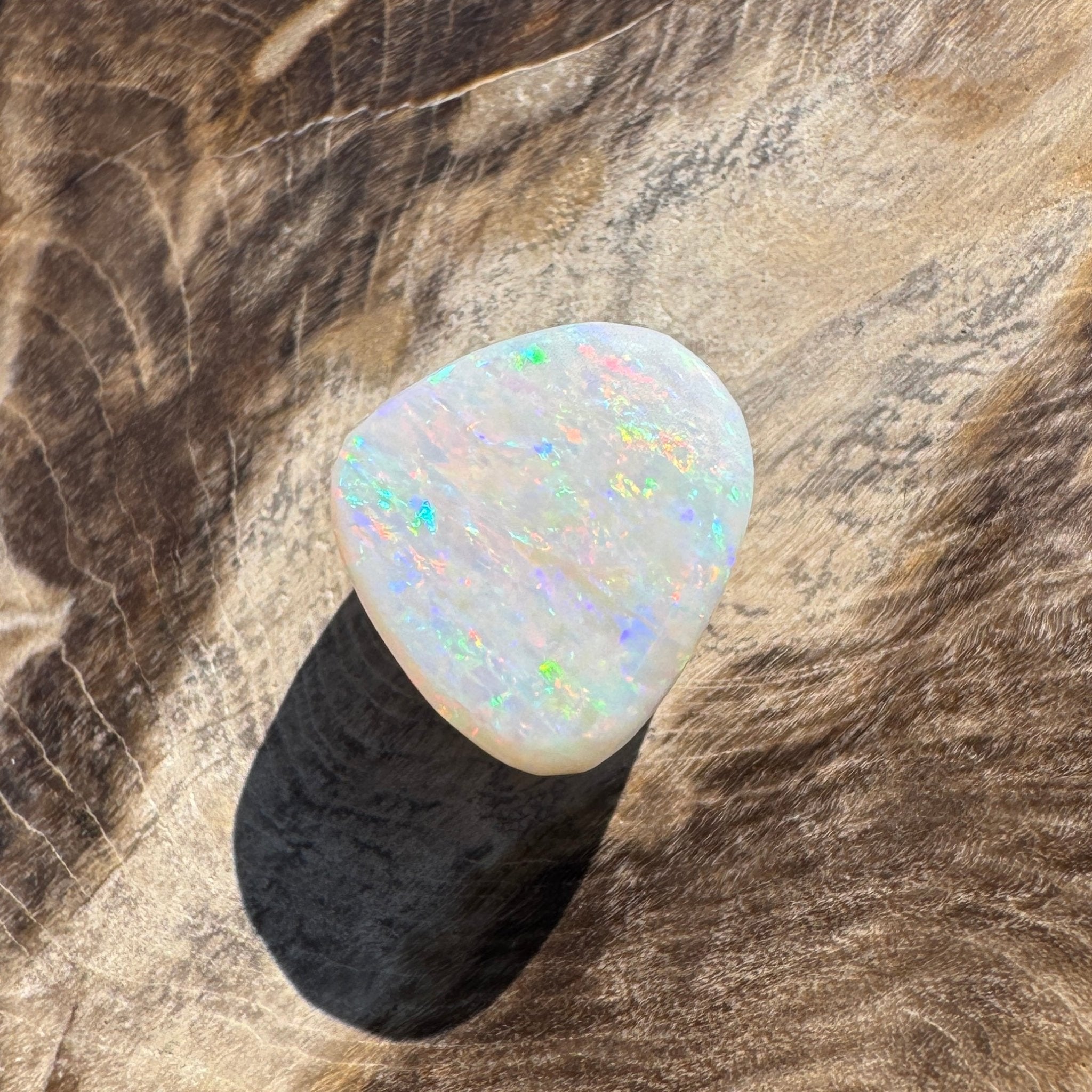 6.9ct Hand - cut Solid Coober Pedy Opal