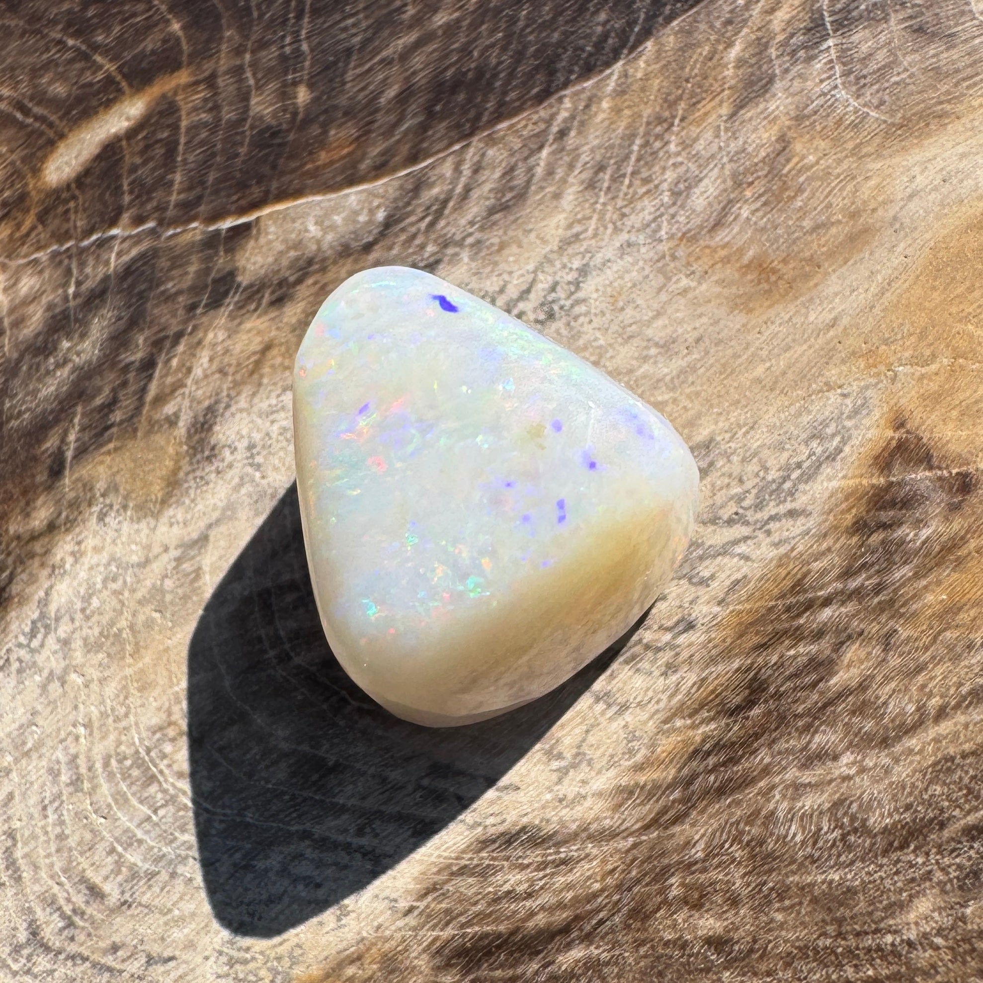 6.9ct Hand - cut Solid Coober Pedy Opal