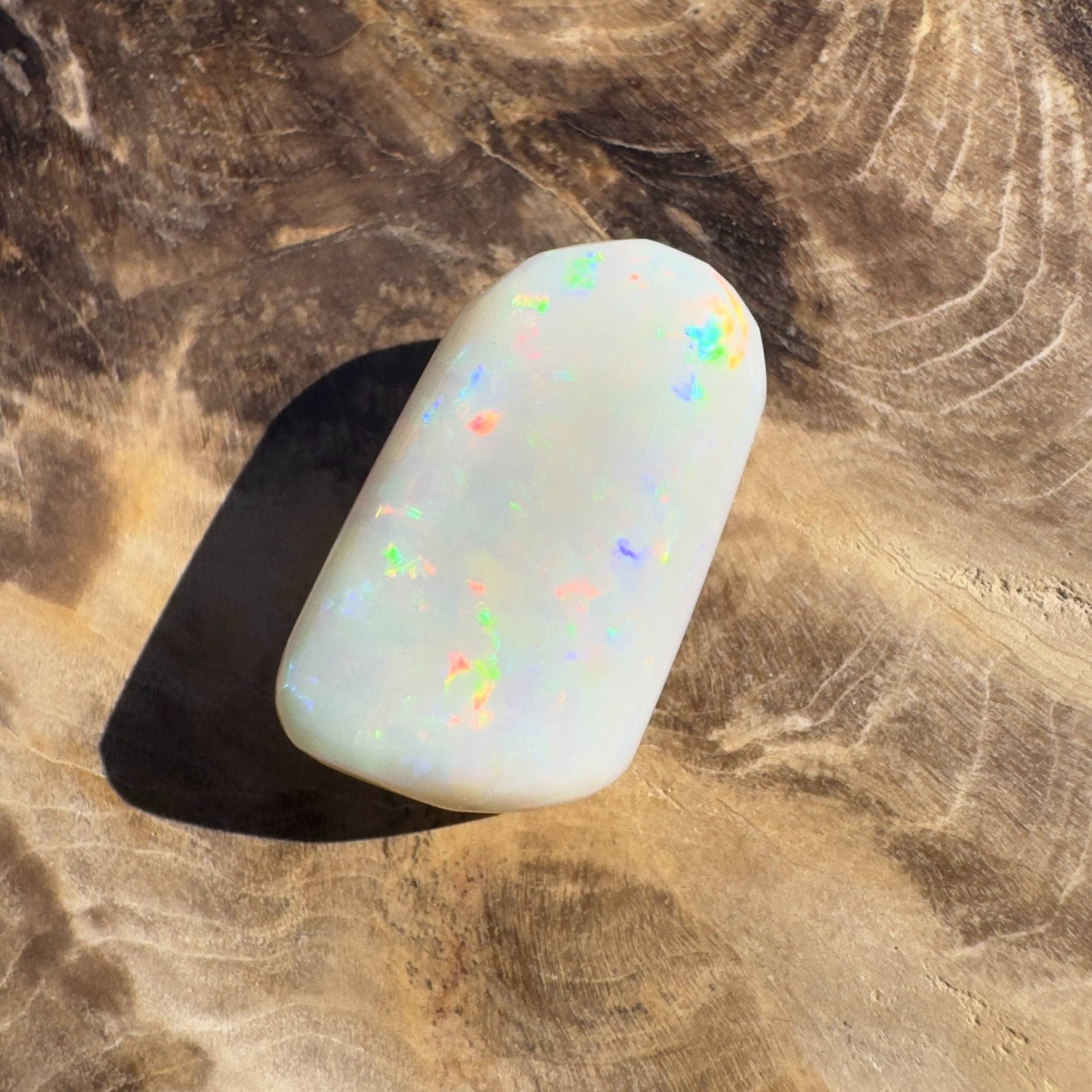 8.9CT Hand - cut Solid Coober Pedy Opal