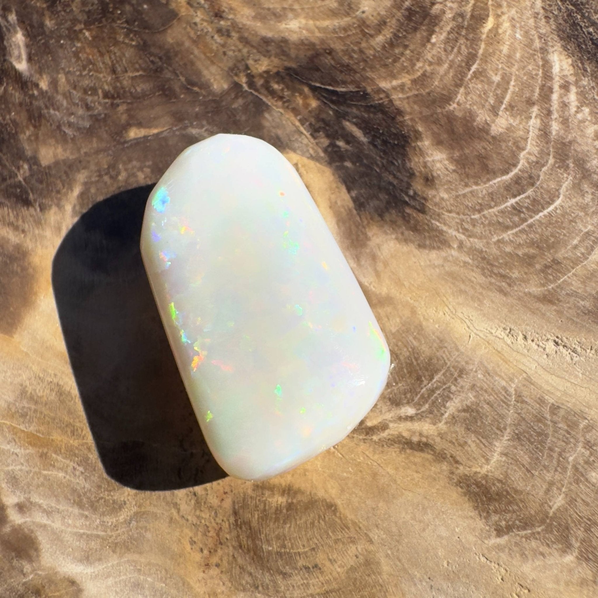 8.9CT Hand - cut Solid Coober Pedy Opal