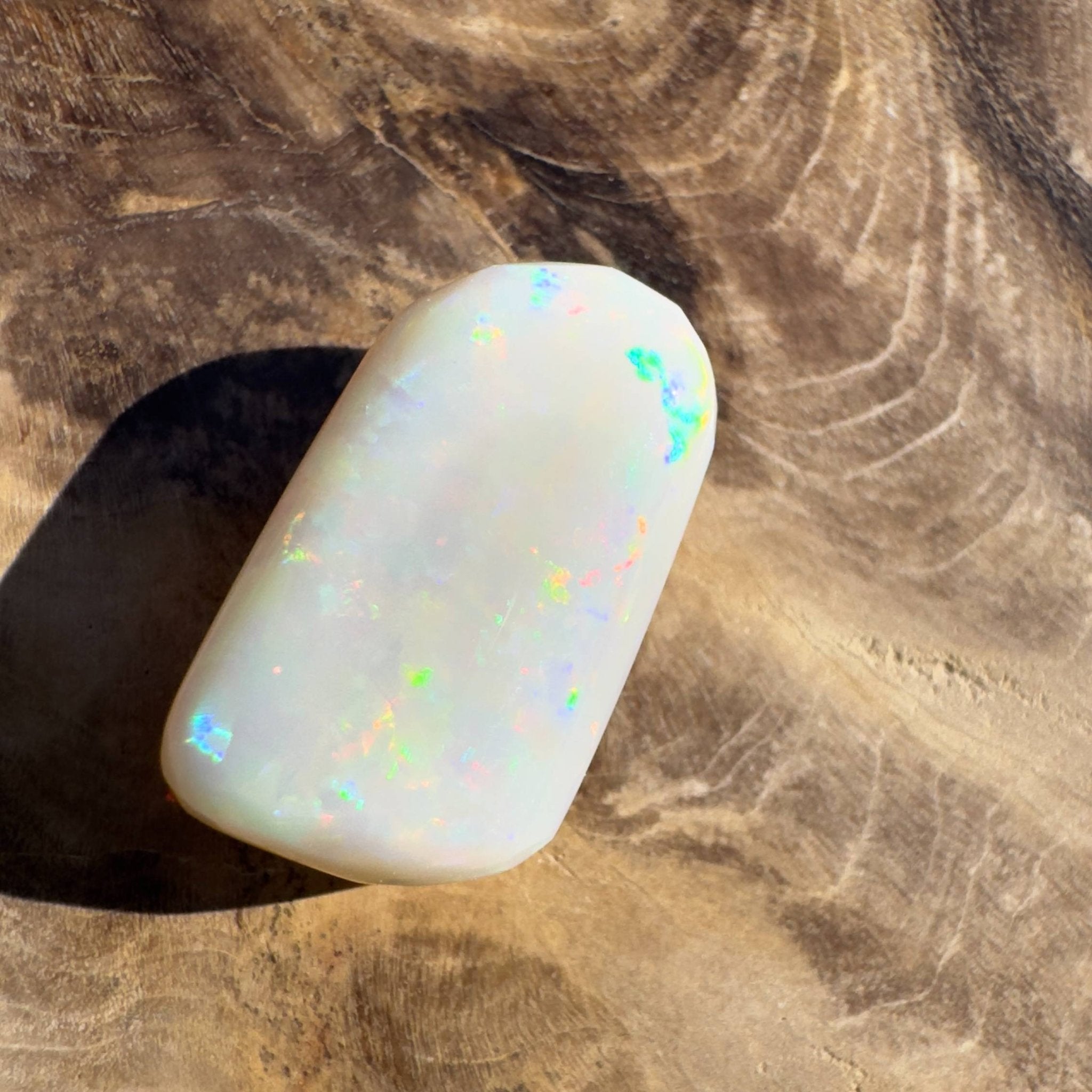 8.9CT Hand - cut Solid Coober Pedy Opal