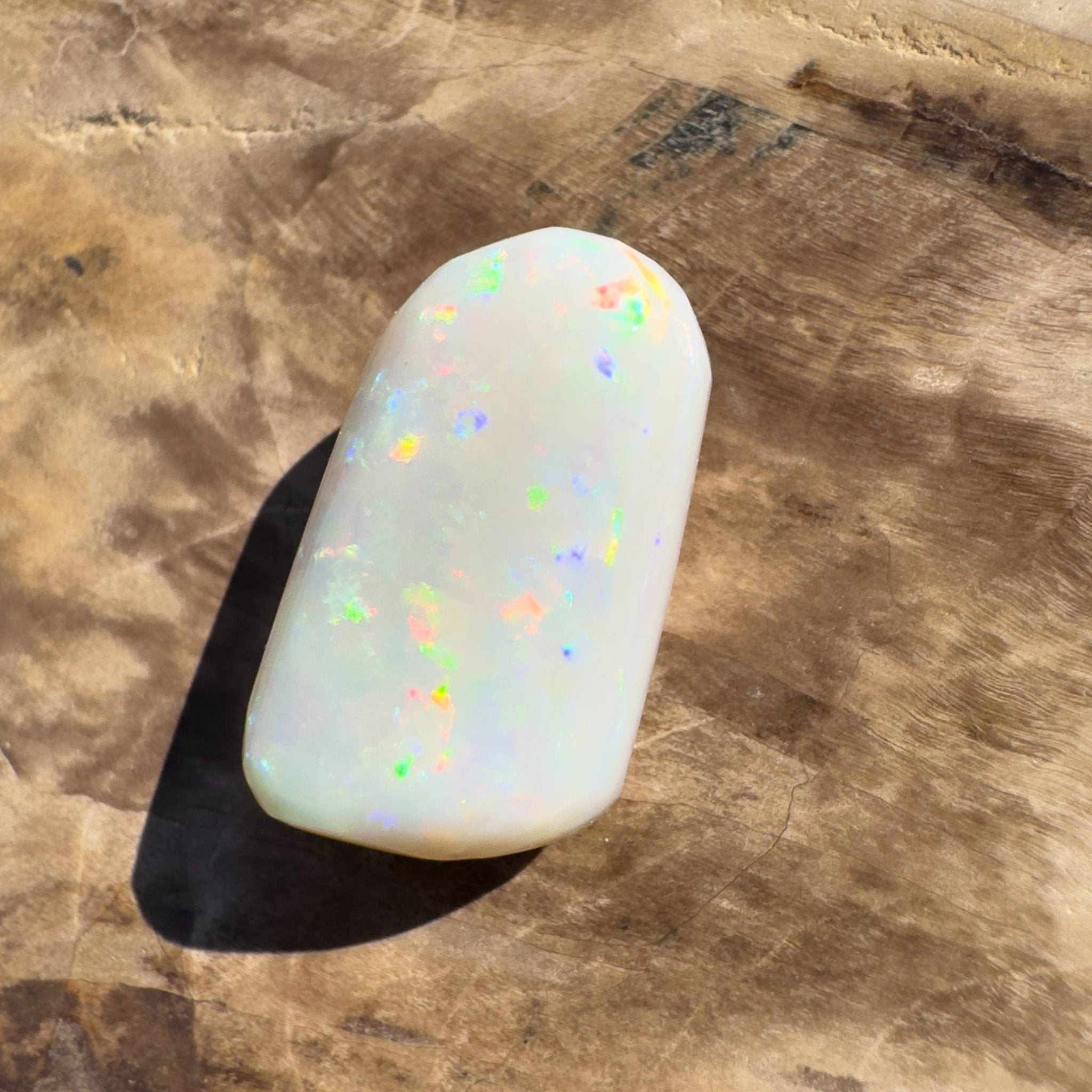 8.9CT Hand - cut Solid Coober Pedy Opal
