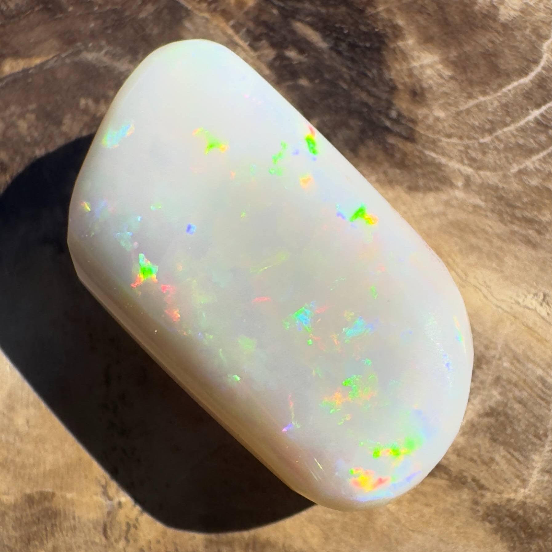 8.9CT Hand - cut Solid Coober Pedy Opal