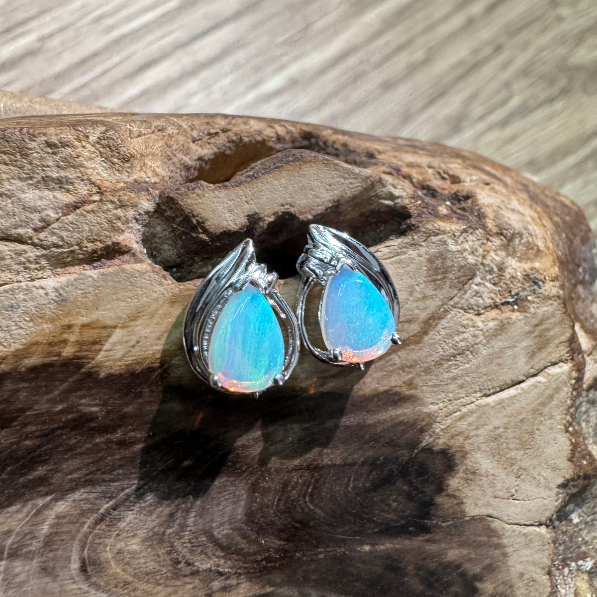 1ct Coober Pedy Crystal Opal Stud Earrings ~ 'Lake McKenzie Blue' | 925 Sterling Silver | Solid Australian Opal