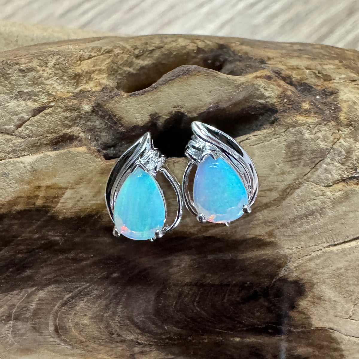 1ct Coober Pedy Crystal Opal Stud Earrings ~ 'Lake McKenzie Blue' | 925 Sterling Silver | Solid Australian Opal