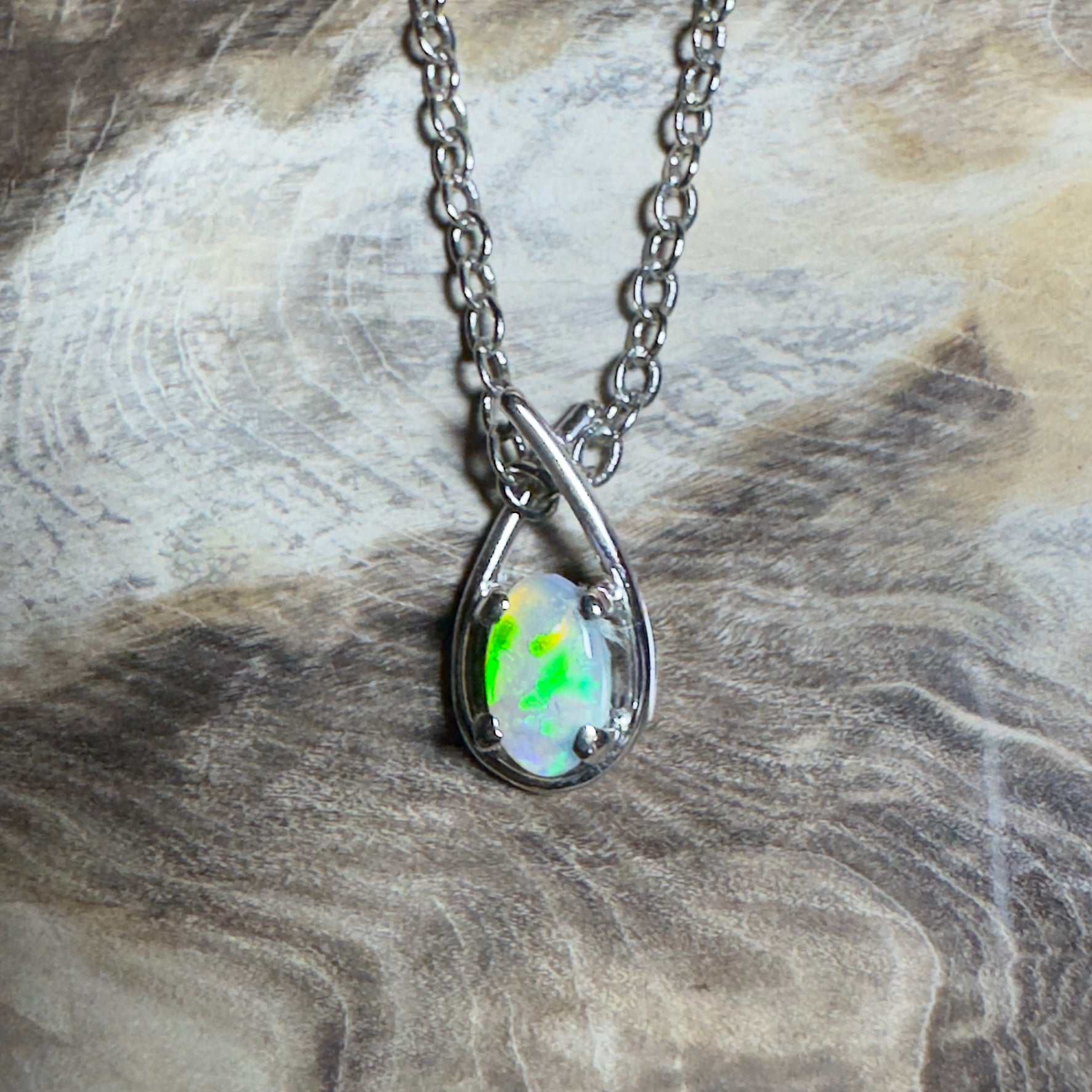 Outback Glimmer ~ 0.3ct Lightning Ridge Crystal Opal 18ct White Gold Pendant
